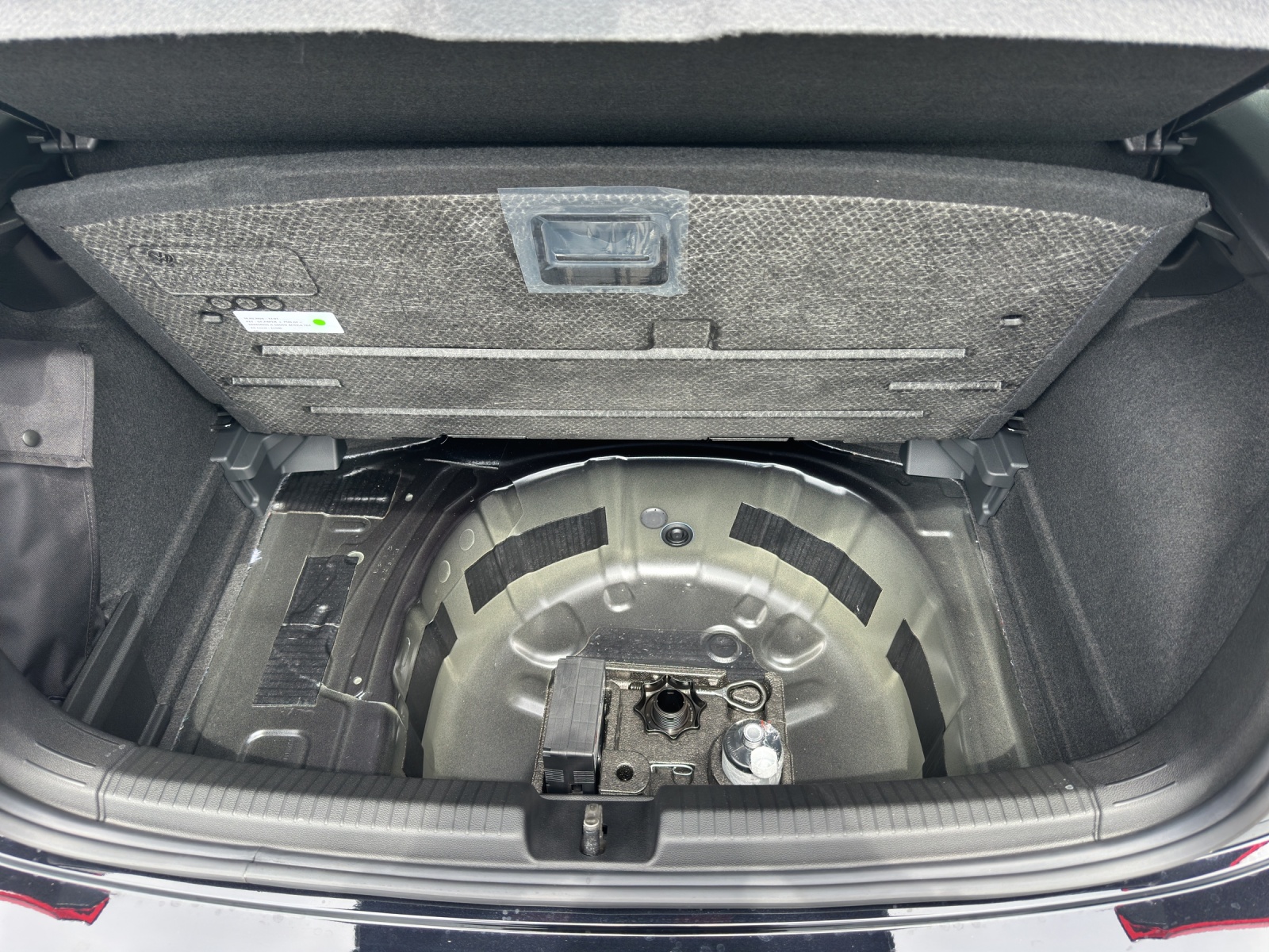 VW Polo LI 1.0TSI 95PS-image-12
