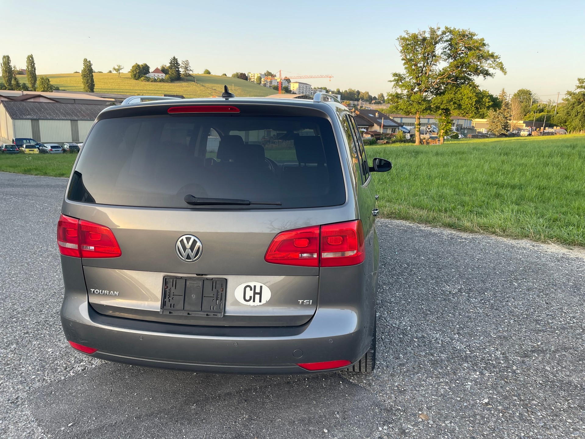 VW Touran 1.4 TSI Comfortline 7 places-image-7