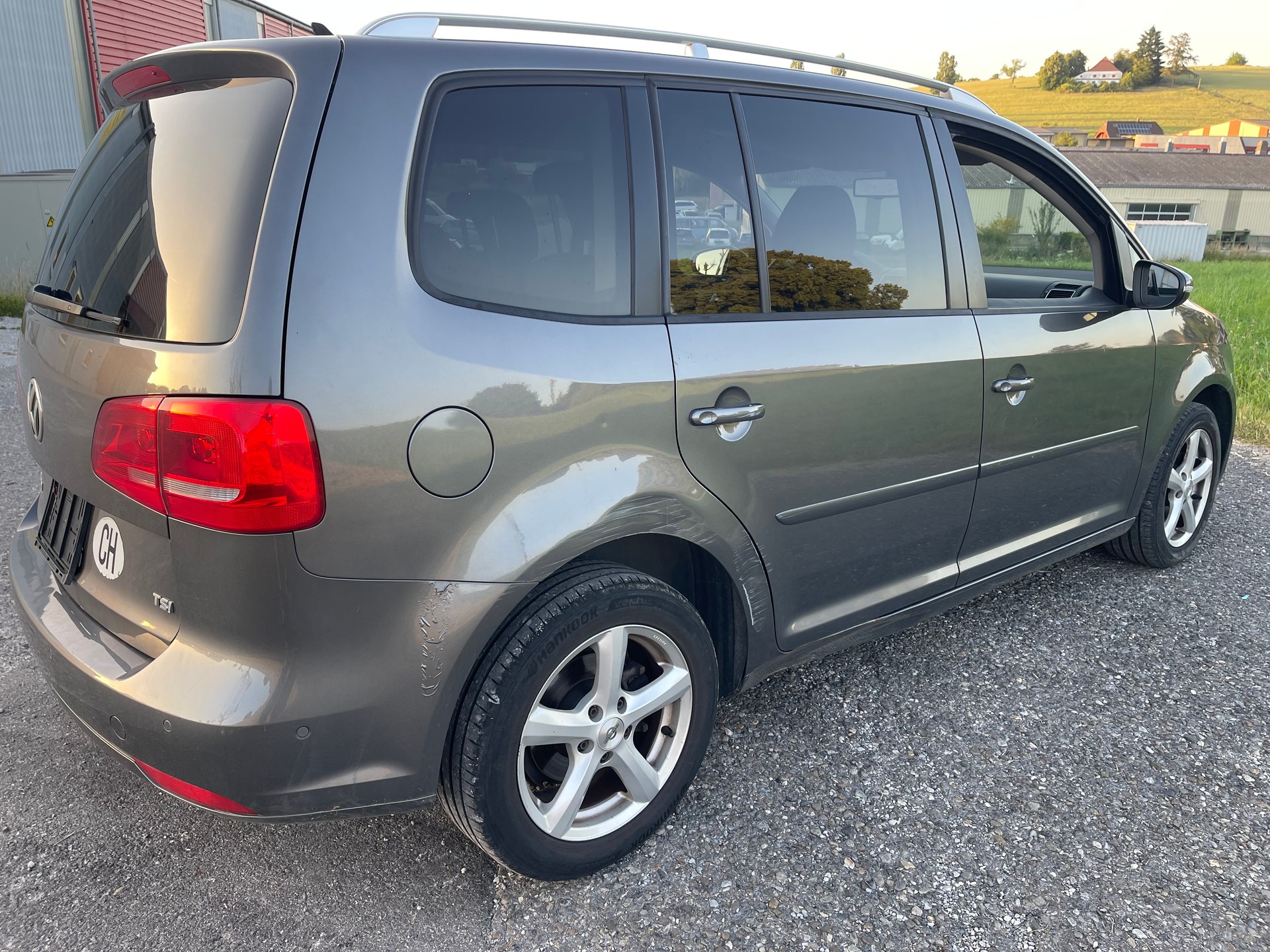 VW Touran 1.4 TSI Comfortline 7 places-image-6