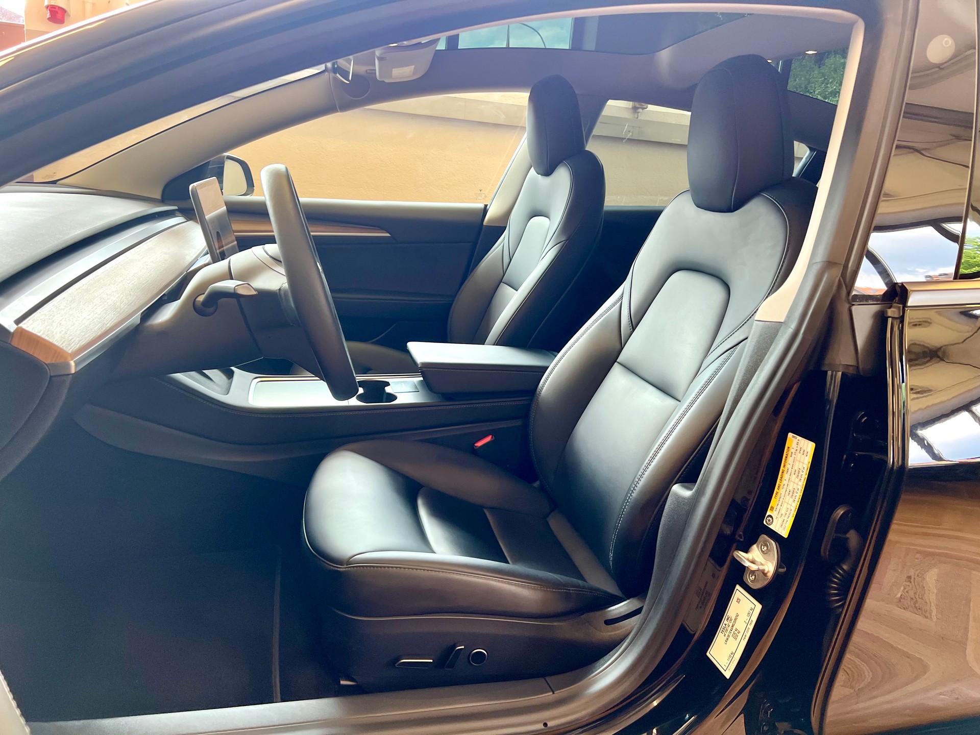 TESLA Model 3 Long Range Dual Motor AWD *Facelift-image-16