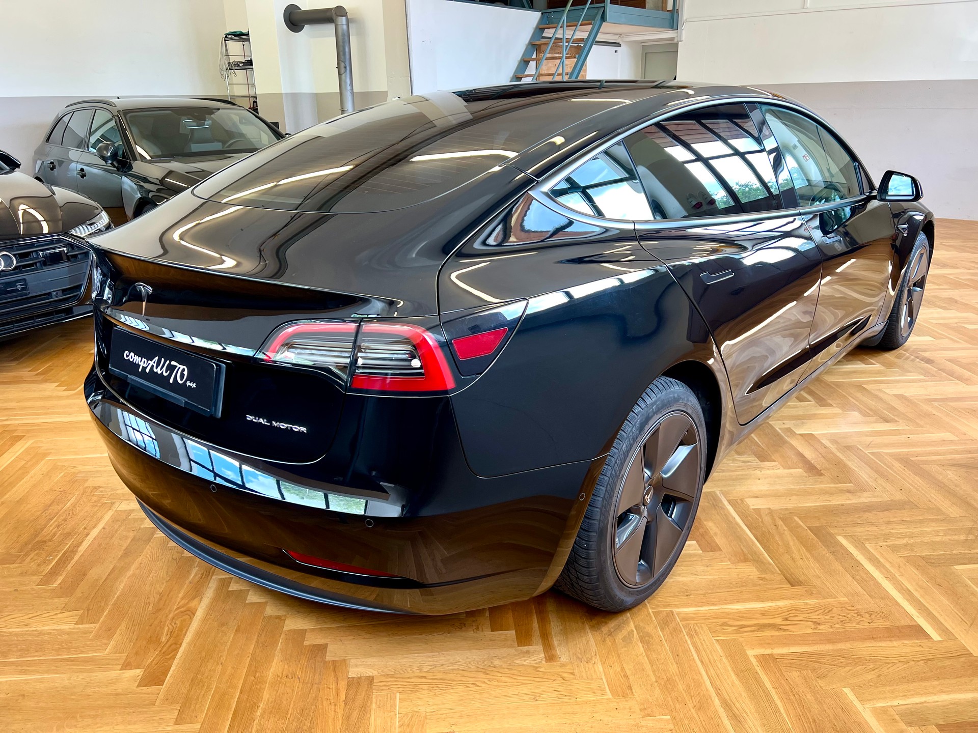 TESLA Model 3 Long Range Dual Motor AWD *Facelift-image-8