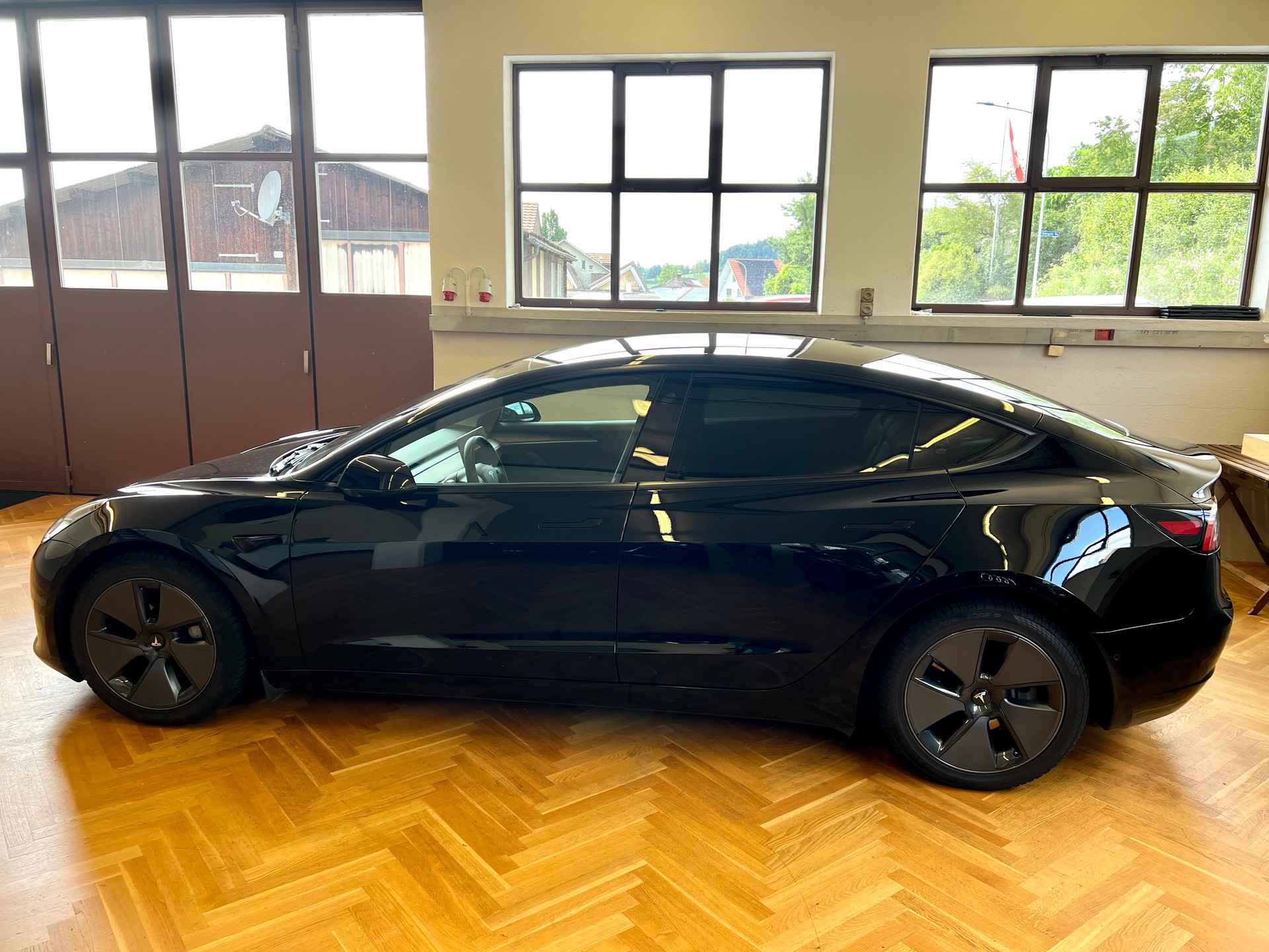 TESLA Model 3 Long Range Dual Motor AWD *Facelift-image-4