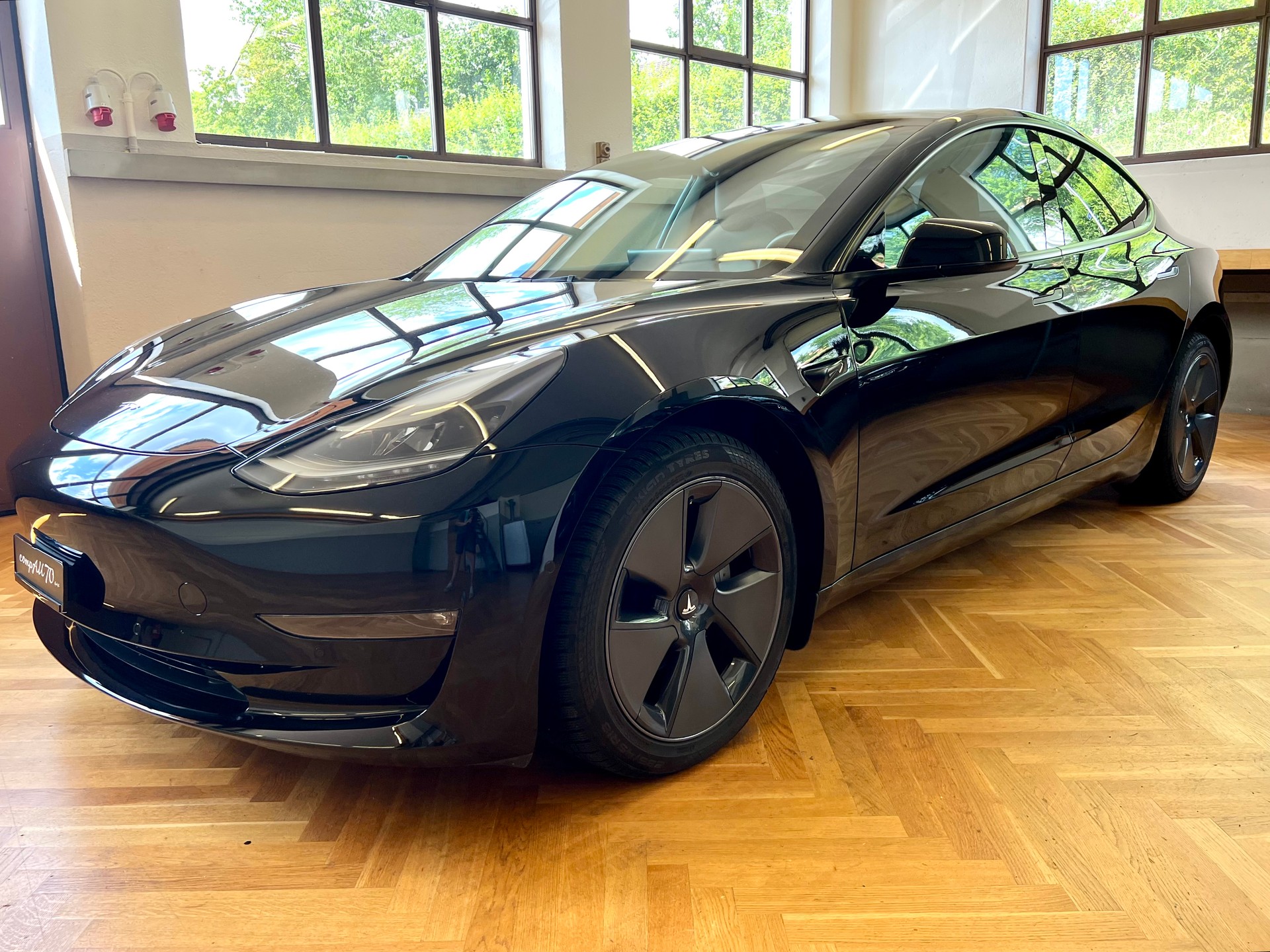 TESLA Model 3 Long Range Dual Motor AWD *Facelift-image-15