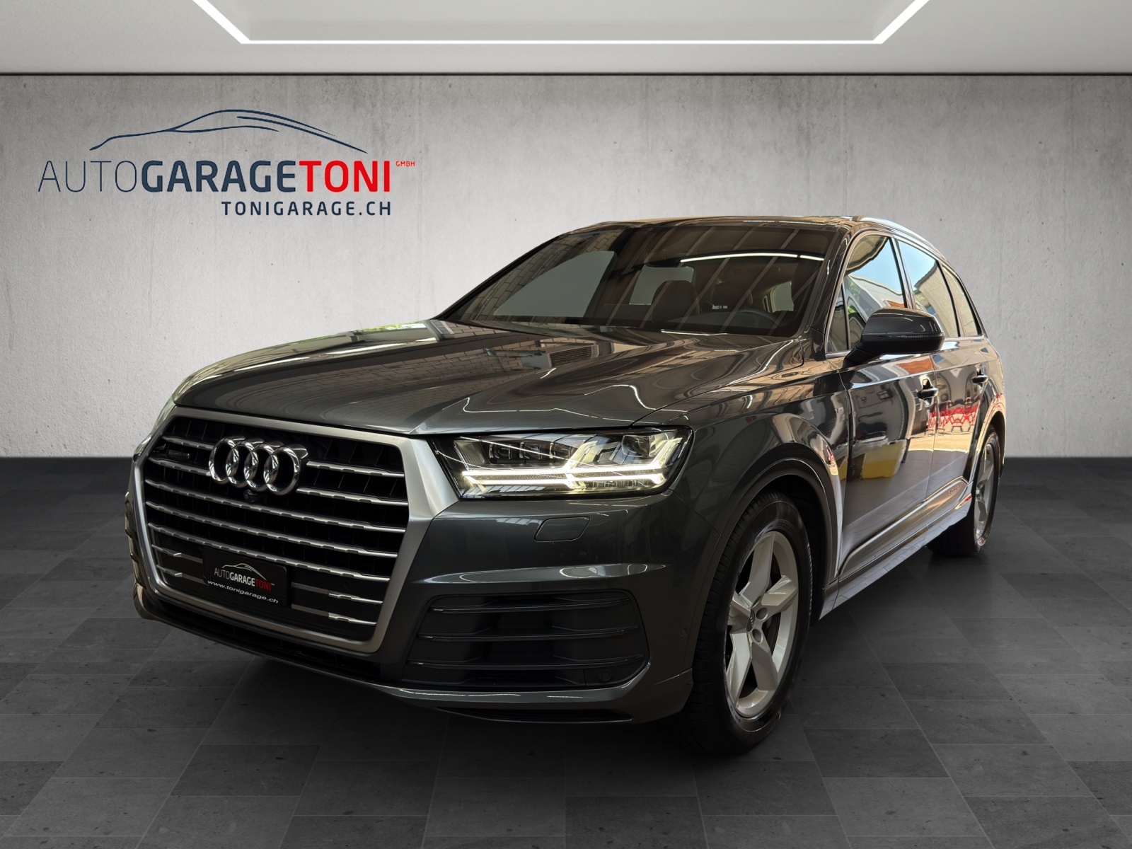 AUDI Q7 *S-Line* 3.0 TDI quattro tiptronic *7-Sitzplätze*-image-0