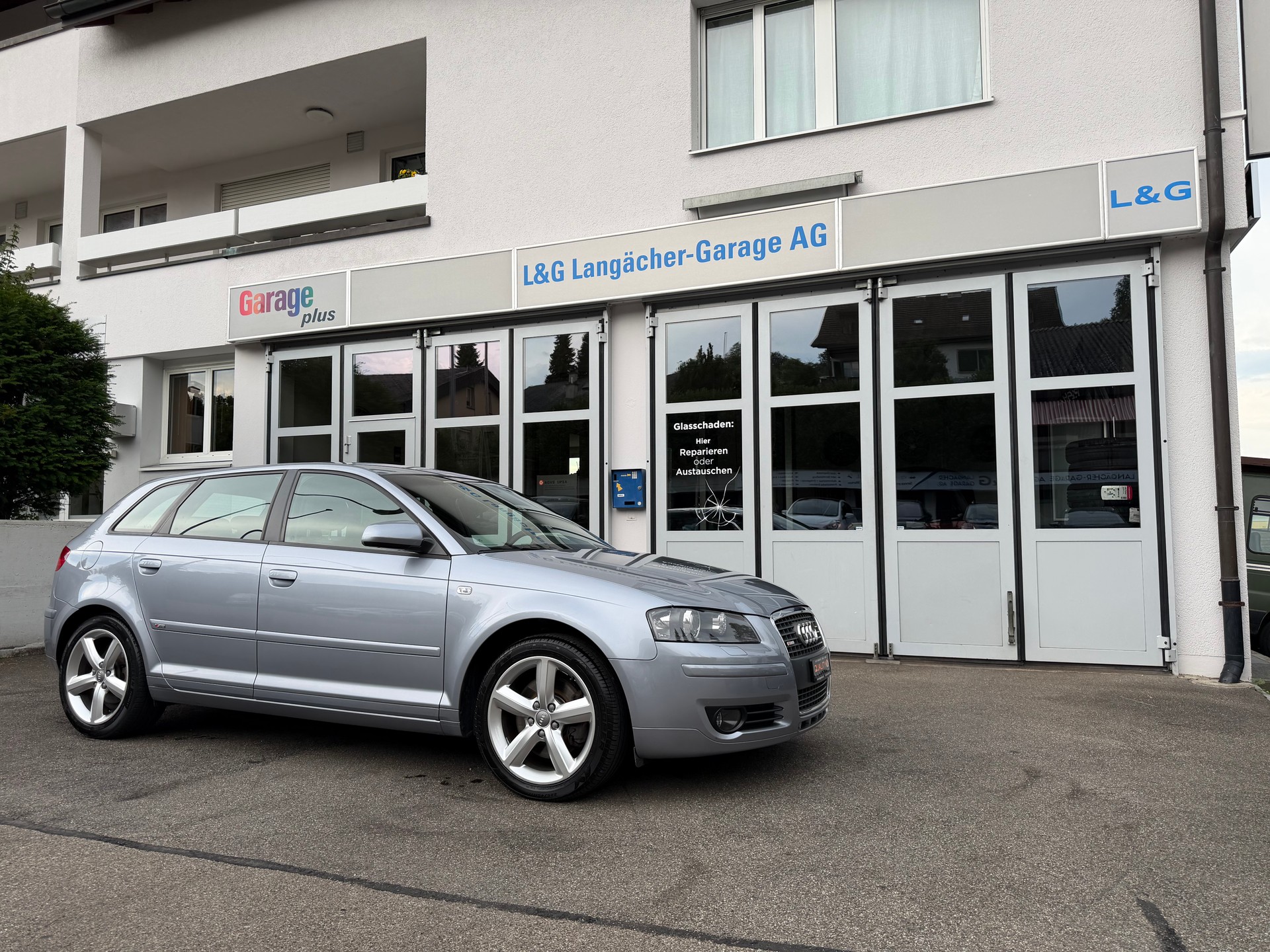 AUDI A3 Sportback 2.0 Turbo FSI Ambition quattro-image-1