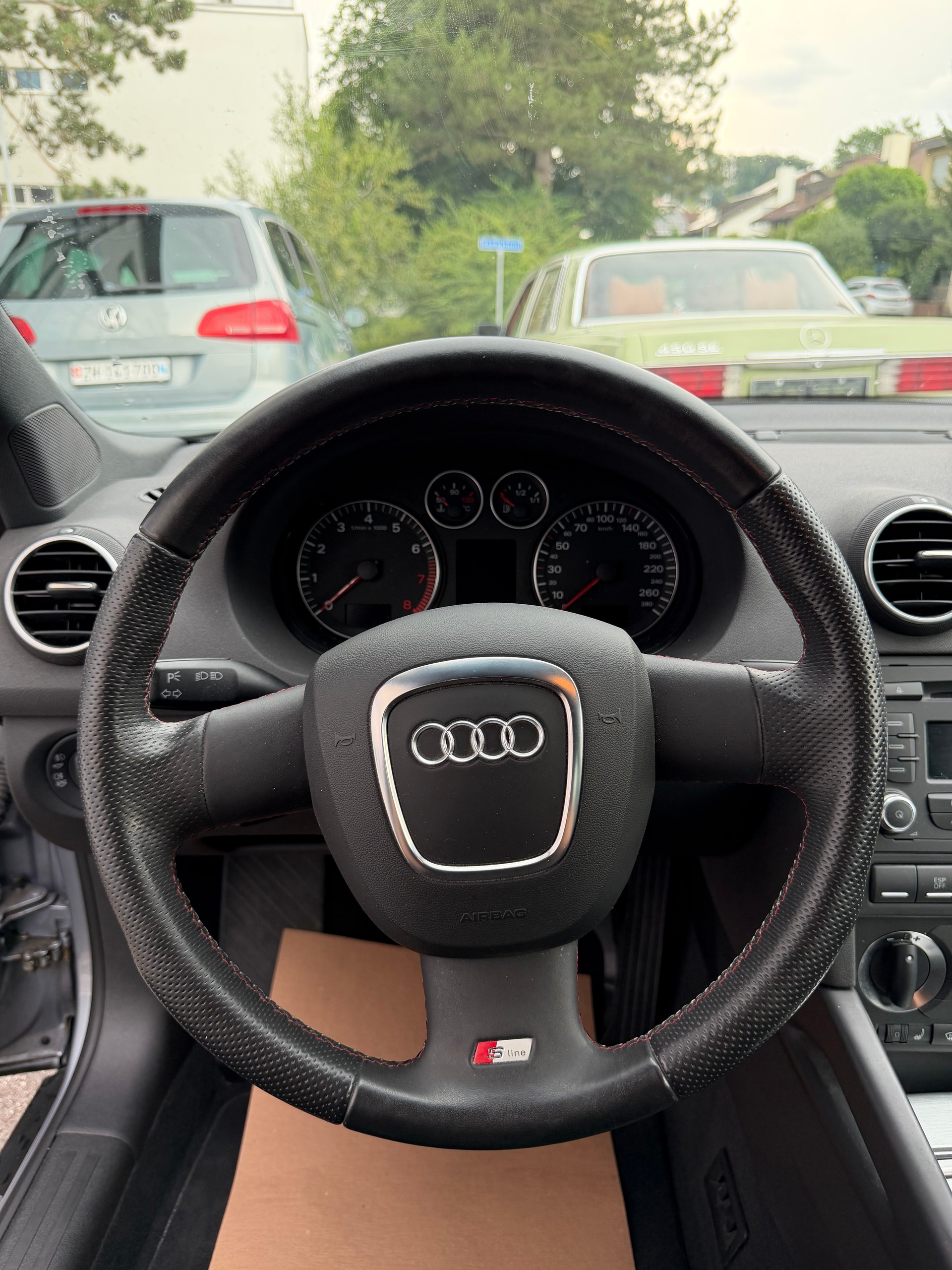 AUDI A3 Sportback 2.0 Turbo FSI Ambition quattro-image-7