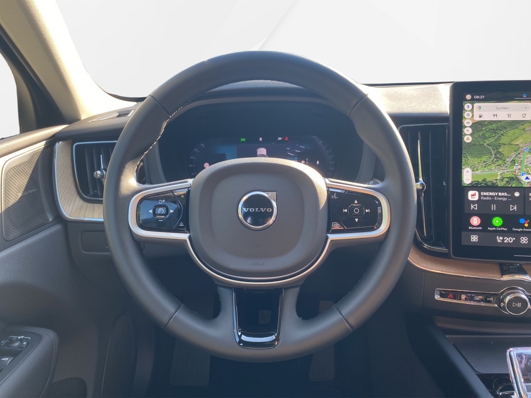 VOLVO XC60 B5 Benzin Mild Hybrid AWD Plus Dark Geartronic-image-14