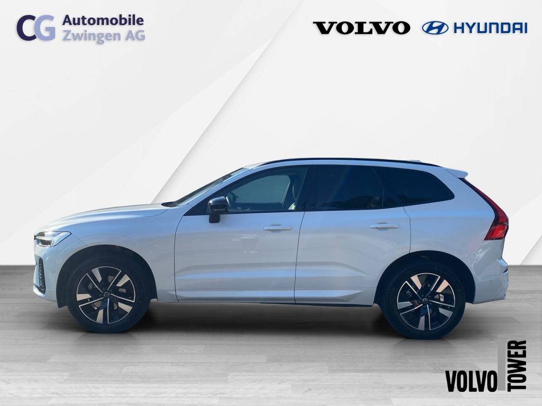 VOLVO XC60 B5 Benzin Mild Hybrid AWD Plus Dark Geartronic-image-2