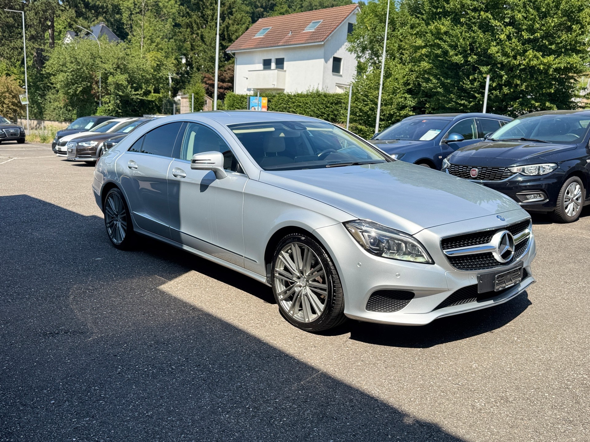 MERCEDES-BENZ CLS 250 BlueTEC 4Matic 7G-Tronic-image-4