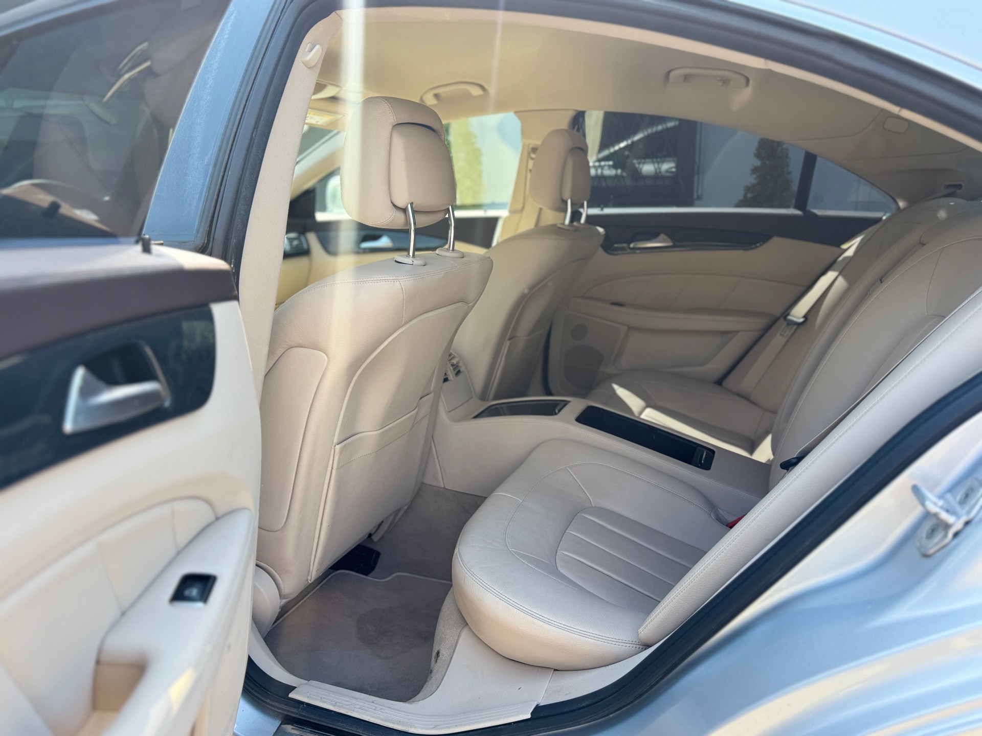 MERCEDES-BENZ CLS 250 BlueTEC 4Matic 7G-Tronic-image-7