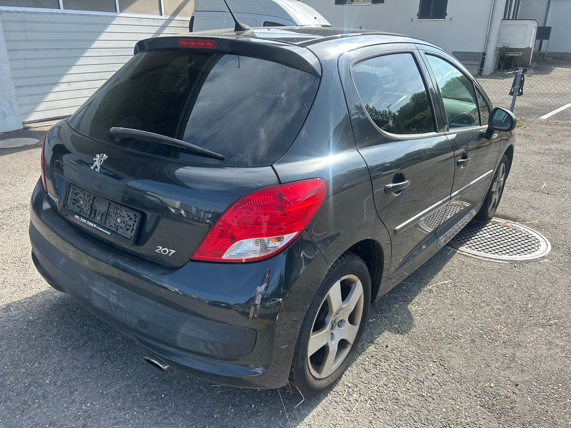 PEUGEOT 207 1.6 16V Sport-image-2