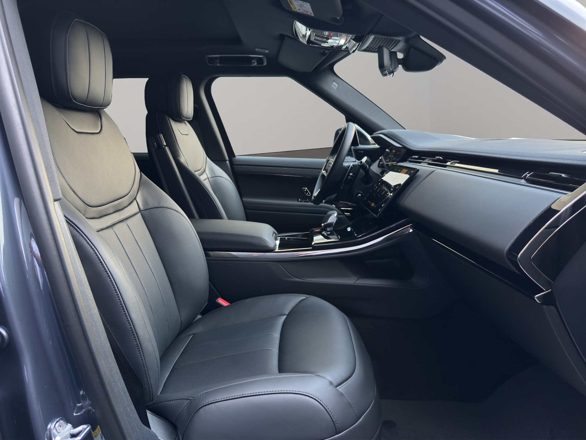 LAND ROVER Range Rover Sport 3.0 I6 P460e SE Dynamic-image-14