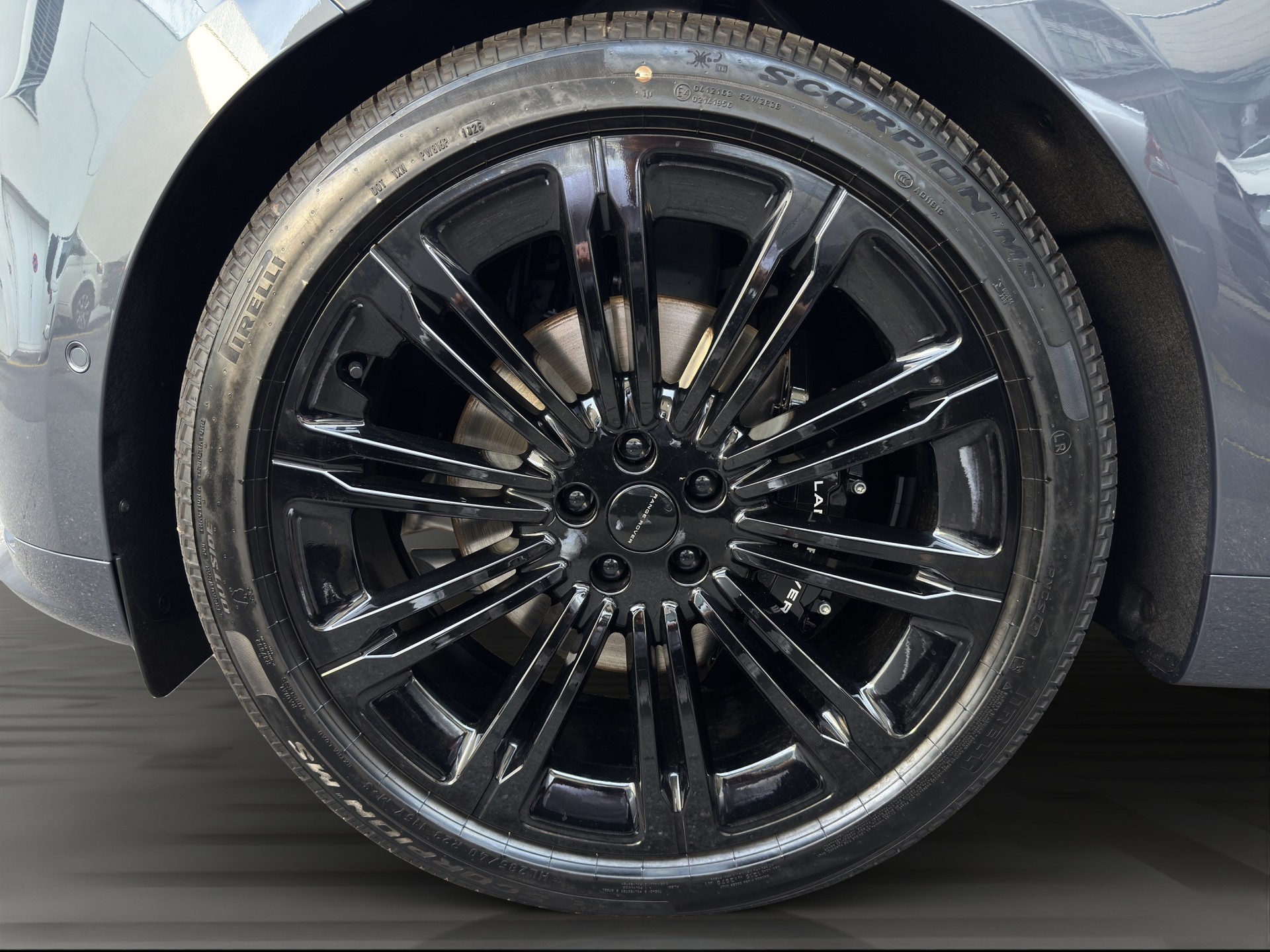LAND ROVER Range Rover Sport 3.0 I6 P460e SE Dynamic-image-18