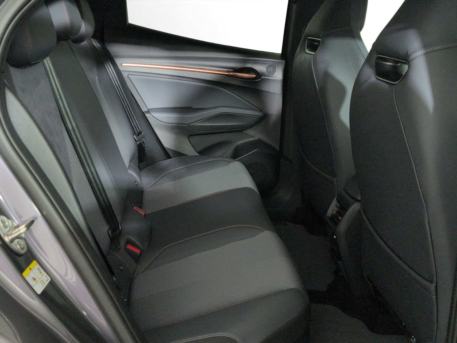 CUPRA Raval 52 kWh Dynamic+ Launch Edition-image-8