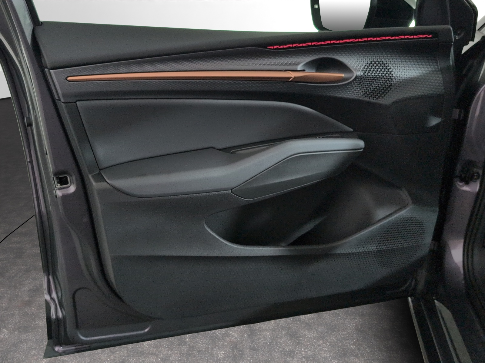 CUPRA Raval 52 kWh Dynamic+ Launch Edition-image-13