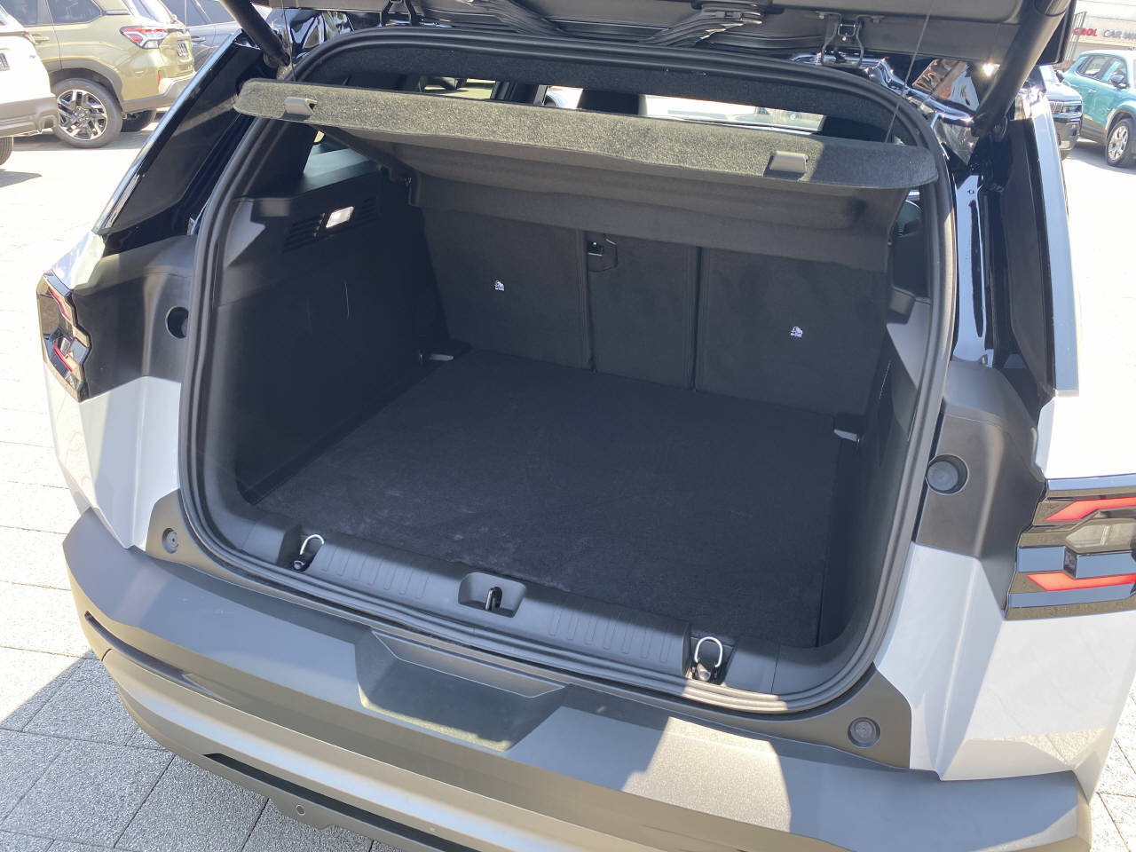 JEEP Compass 1.2 MHEV First Edition Convenience-image-6