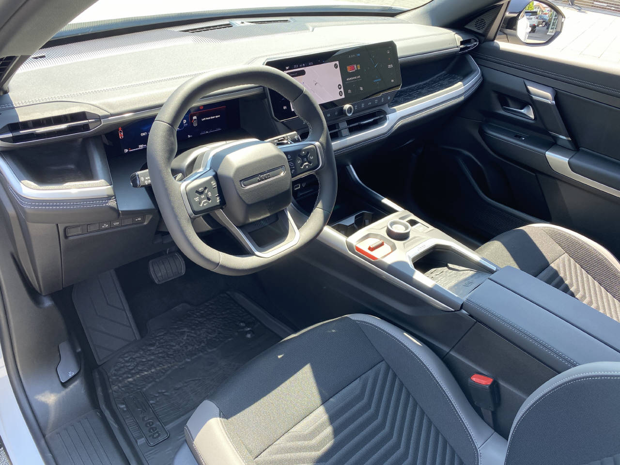 JEEP Compass 1.2 MHEV First Edition Convenience-image-7