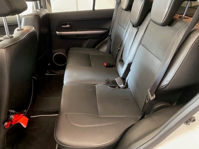 SUZUKI Grand Vitara 1.9 TD GL Top Sergio Cellano-image-13