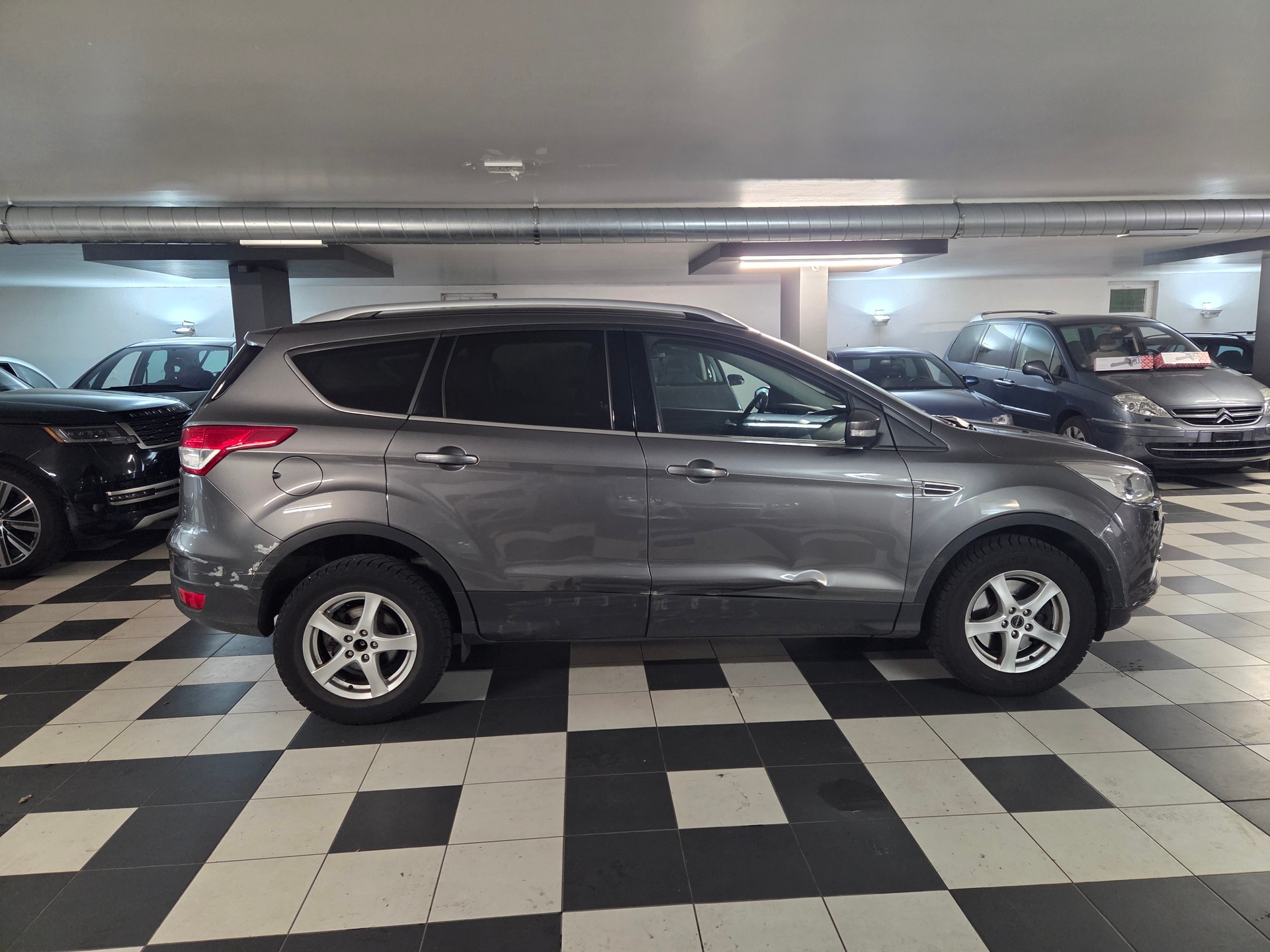FORD Kuga 1.6 SCTi Carving 4WD Automatic-image-4
