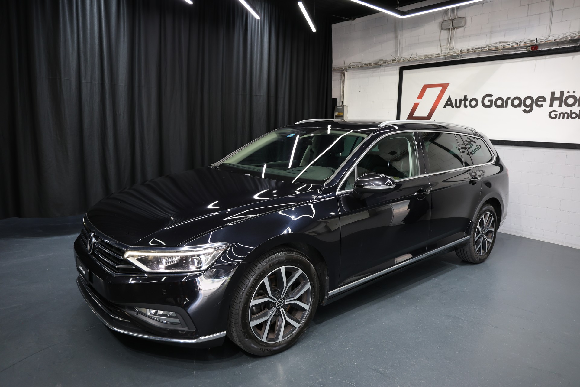 VW Passat 2.0 TDI BMT Highline 4Motion DSG Vollausstattung 200PS-image-2