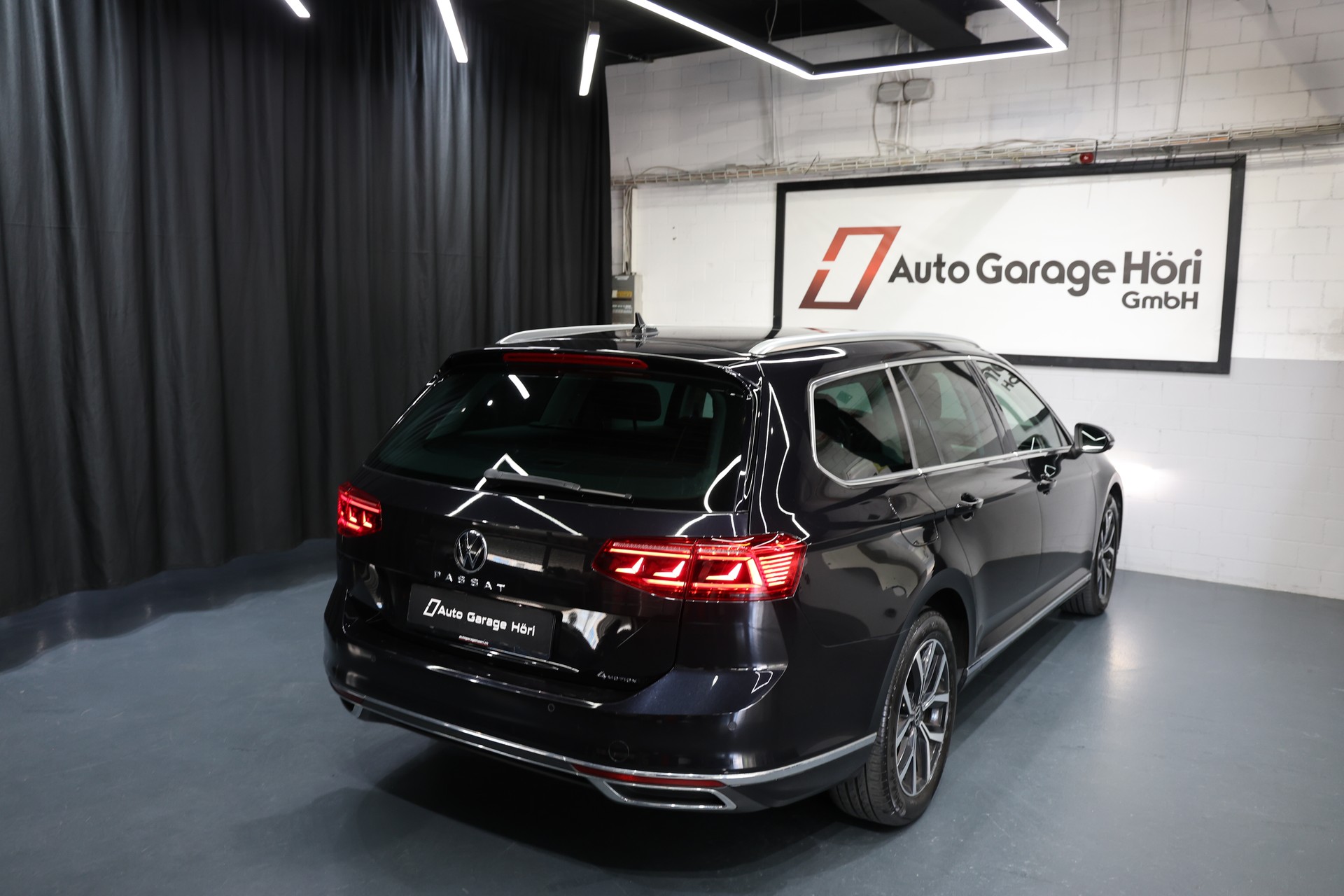 VW Passat 2.0 TDI BMT Highline 4Motion DSG Vollausstattung 200PS-image-12