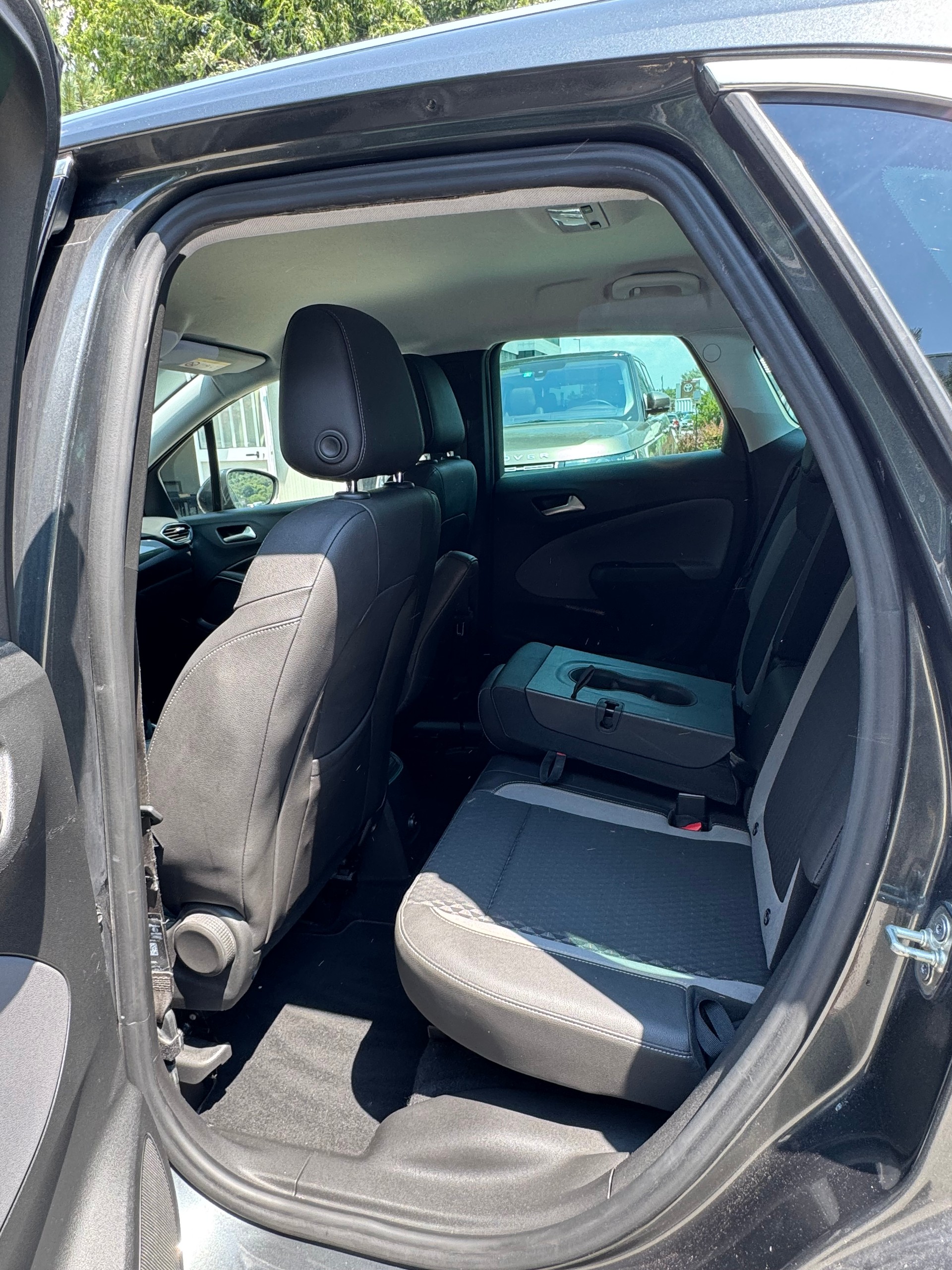 OPEL CROSSLAND X-image-4