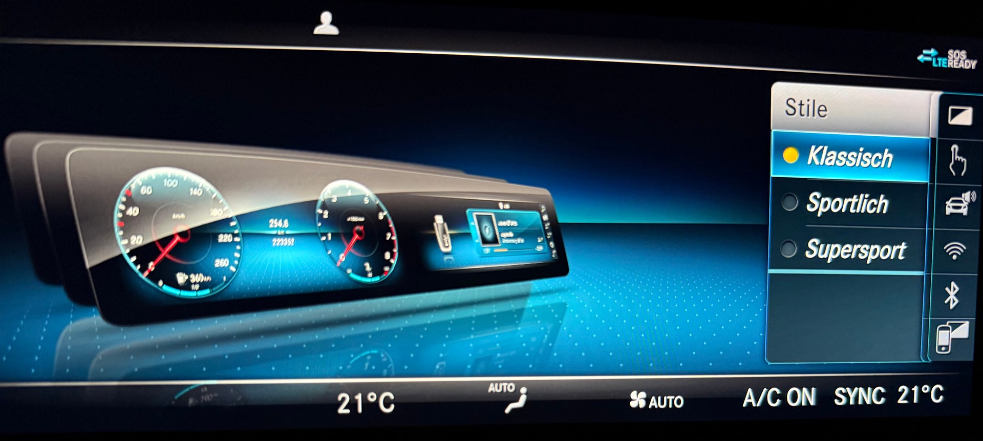 MERCEDES-BENZ C 43 AMG 4Matic 9G-Tronic-image-21