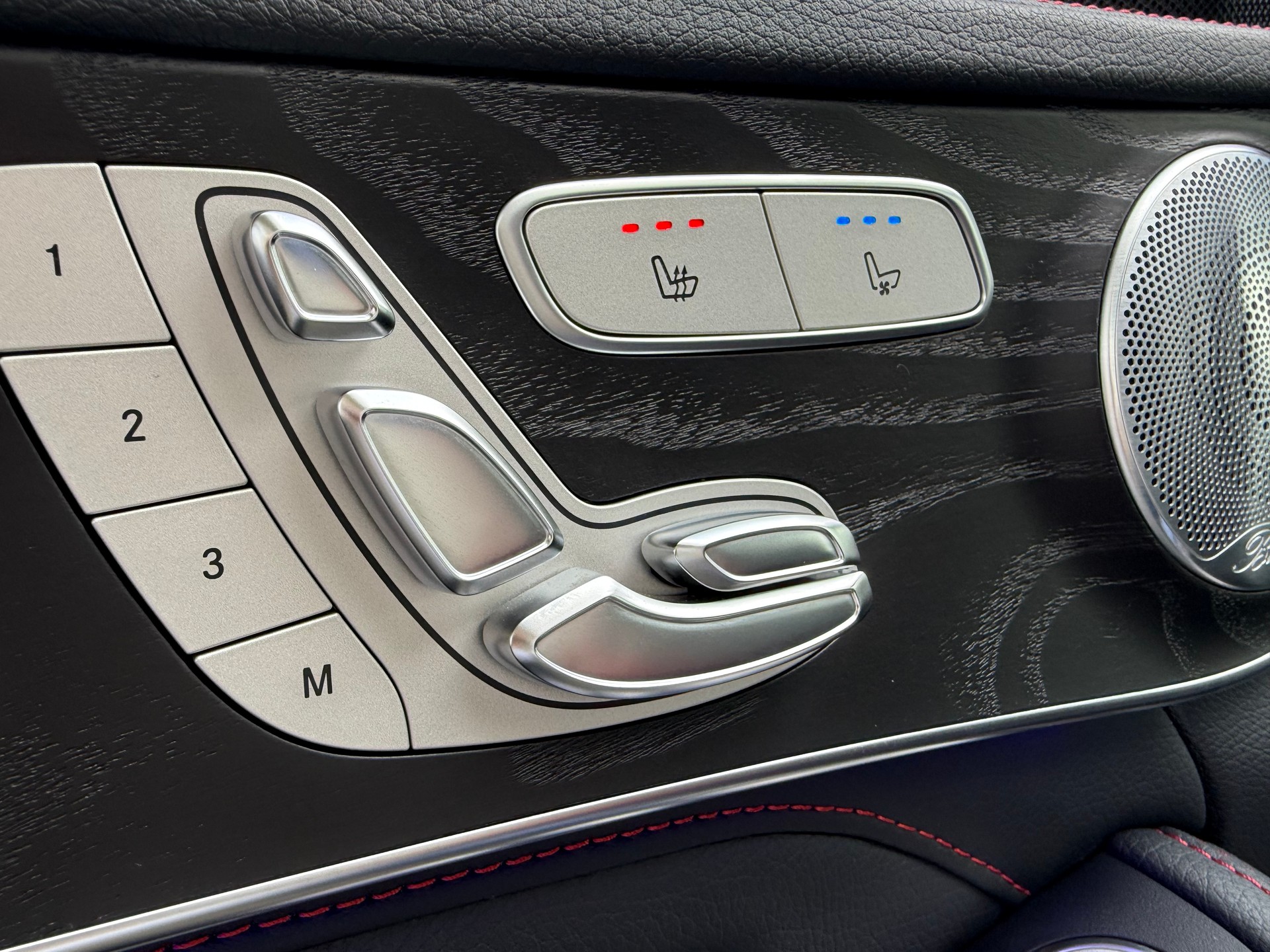 MERCEDES-BENZ C 43 AMG 4Matic 9G-Tronic-image-7
