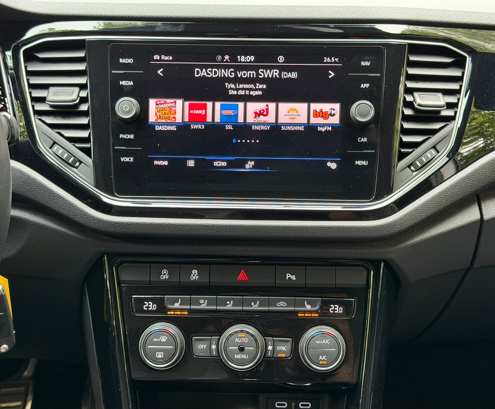VW T-Roc 2.0 TSI R DSG 4Motion-image-21