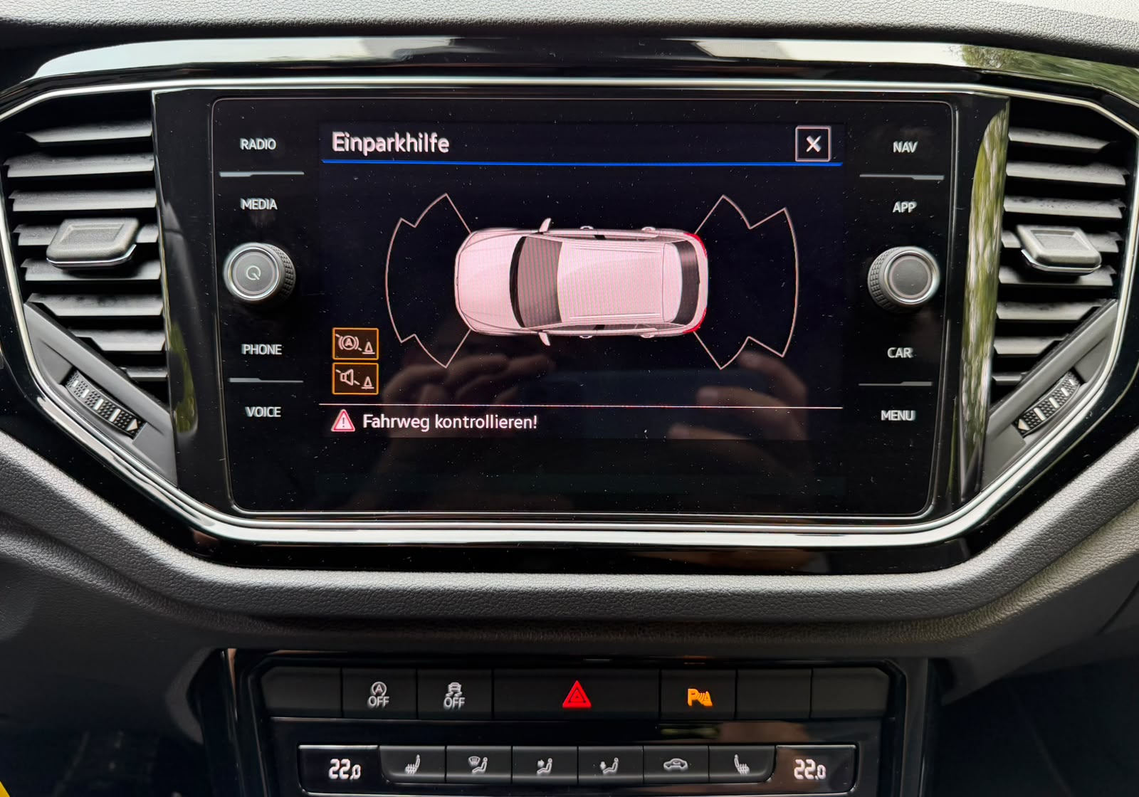 VW T-Roc 2.0 TSI R DSG 4Motion-image-22