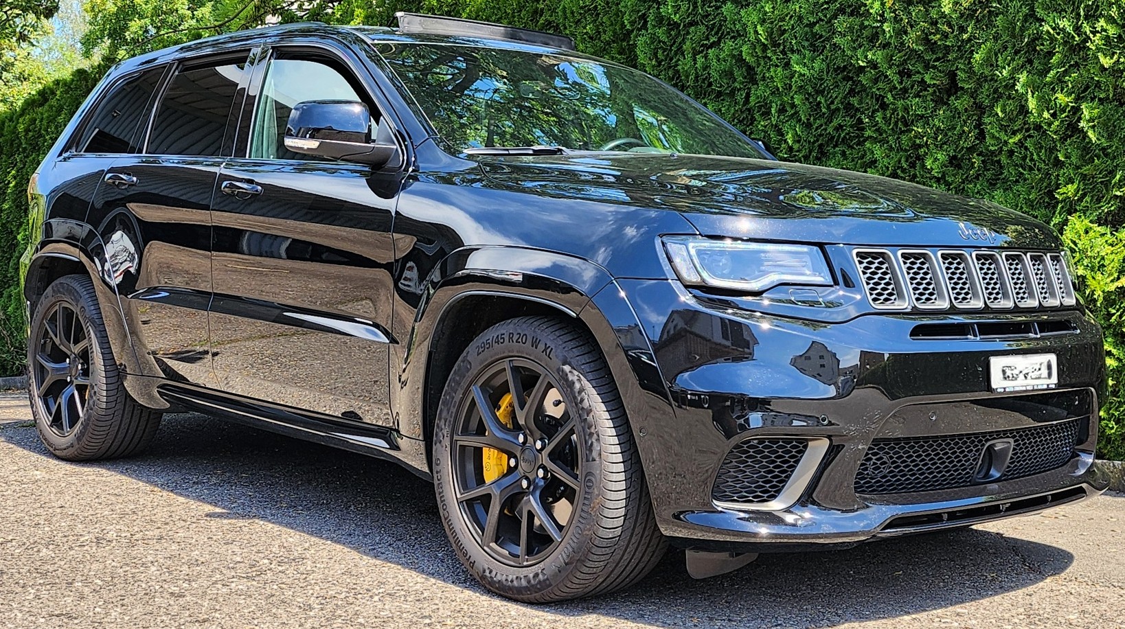JEEP Grand Cherokee 6.2 V8 HEMI Trackhawk Automatic-image-0