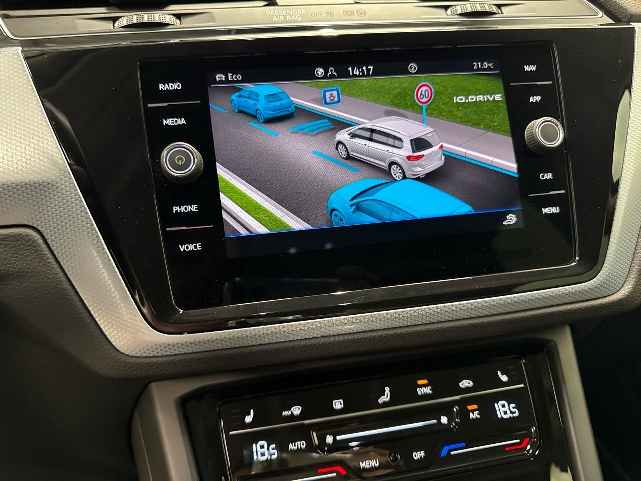 VW Touran 1.5 TSI EVO Goal 7-Sitze-image-8