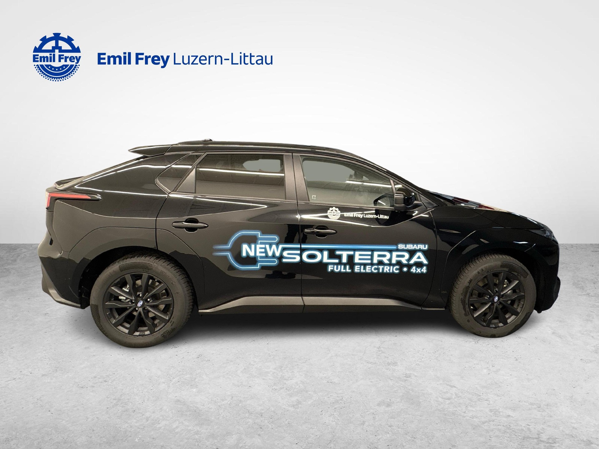 SUBARU Solterra eV Luxury AWD-image-5