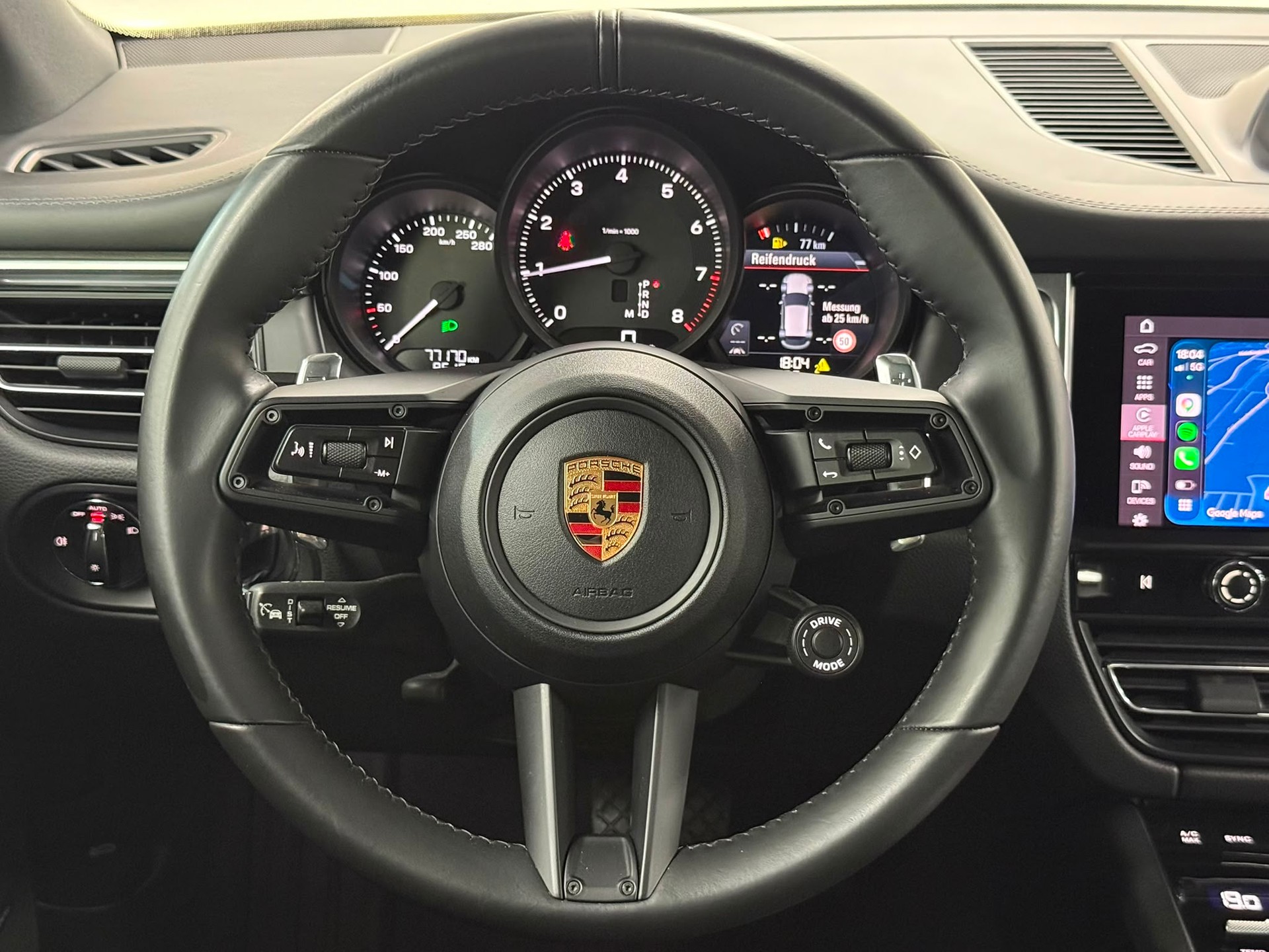 PORSCHE Macan PDK-image-15