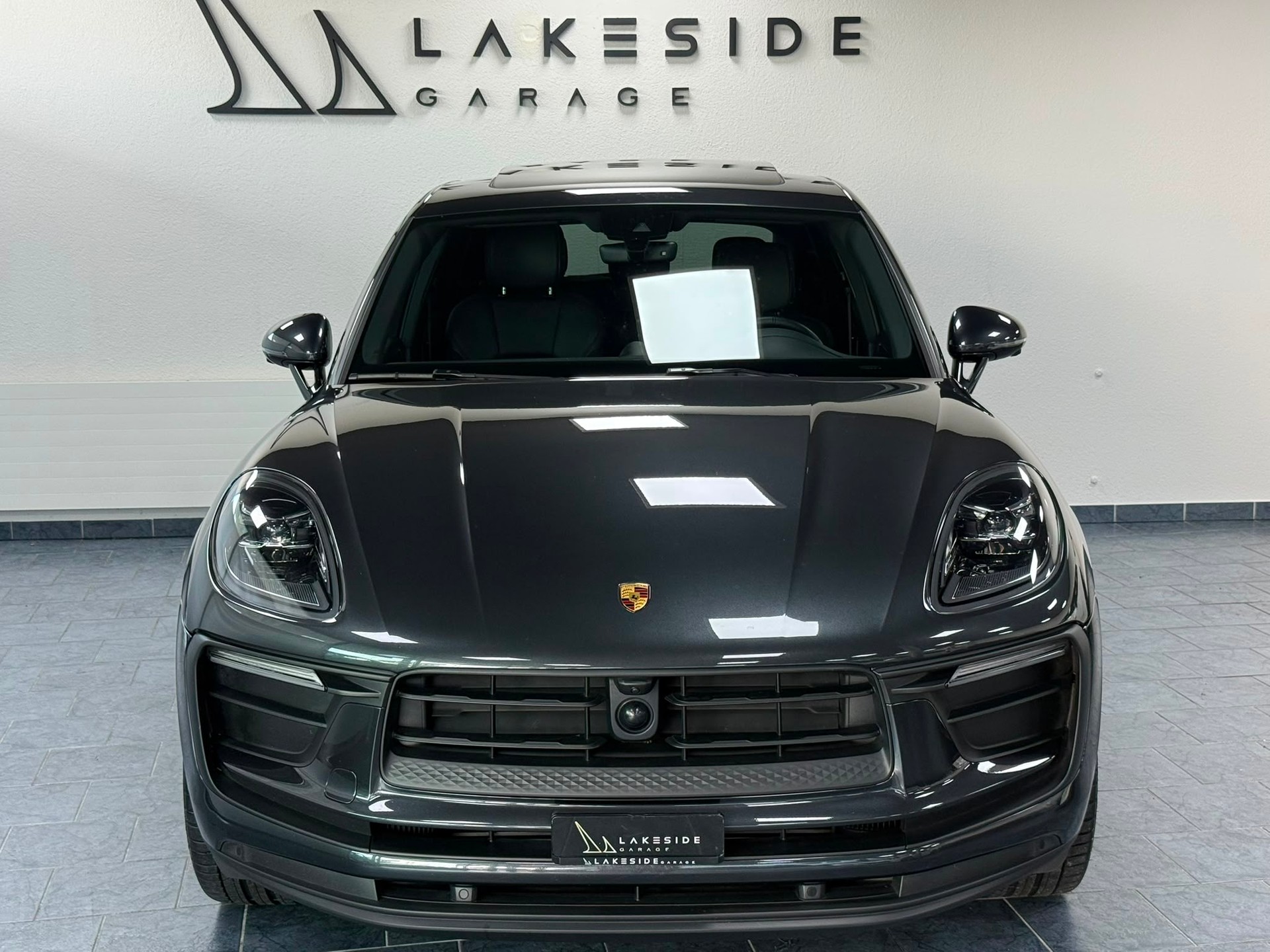 PORSCHE Macan PDK-image-1