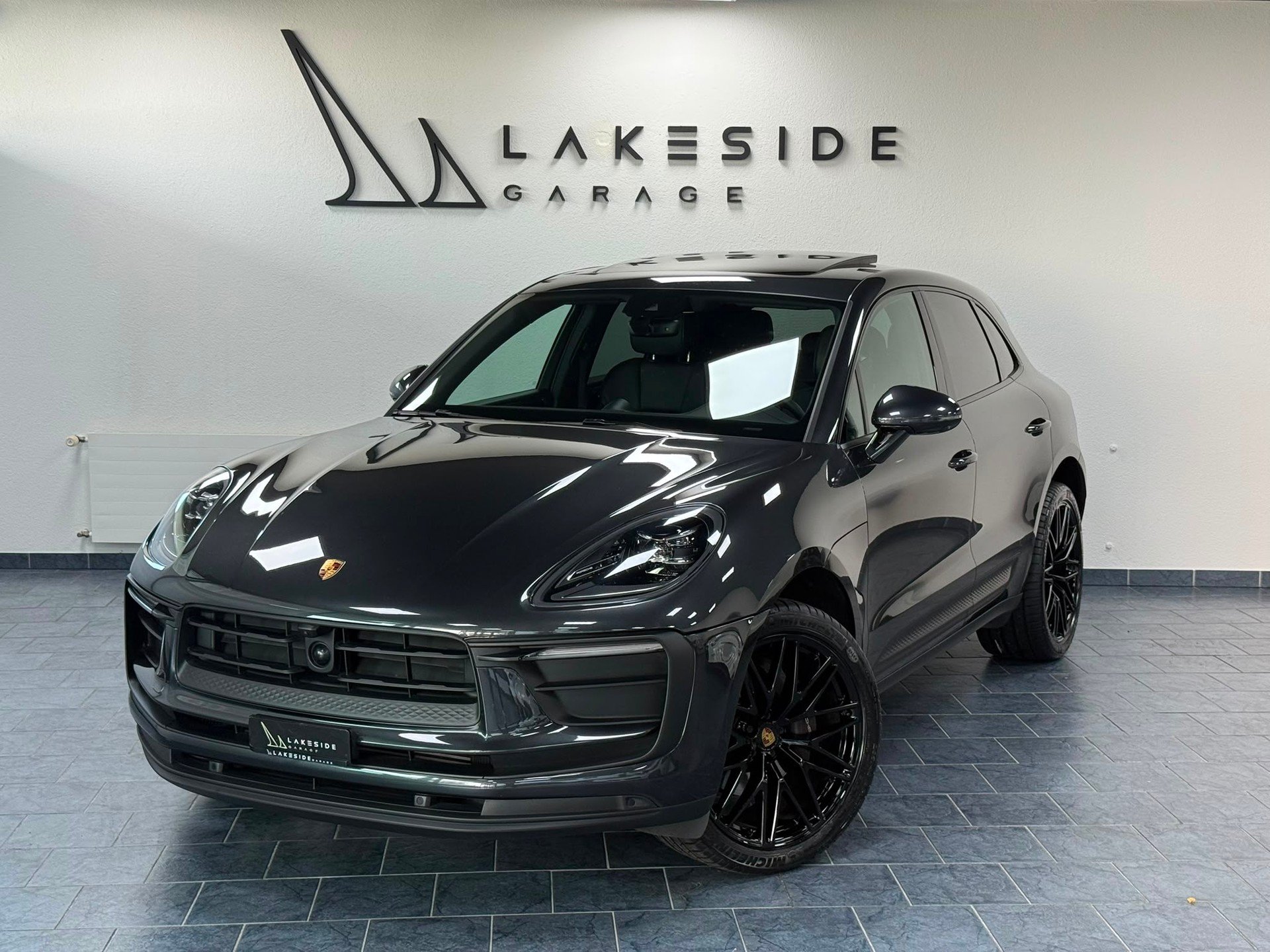 PORSCHE Macan PDK-image-6