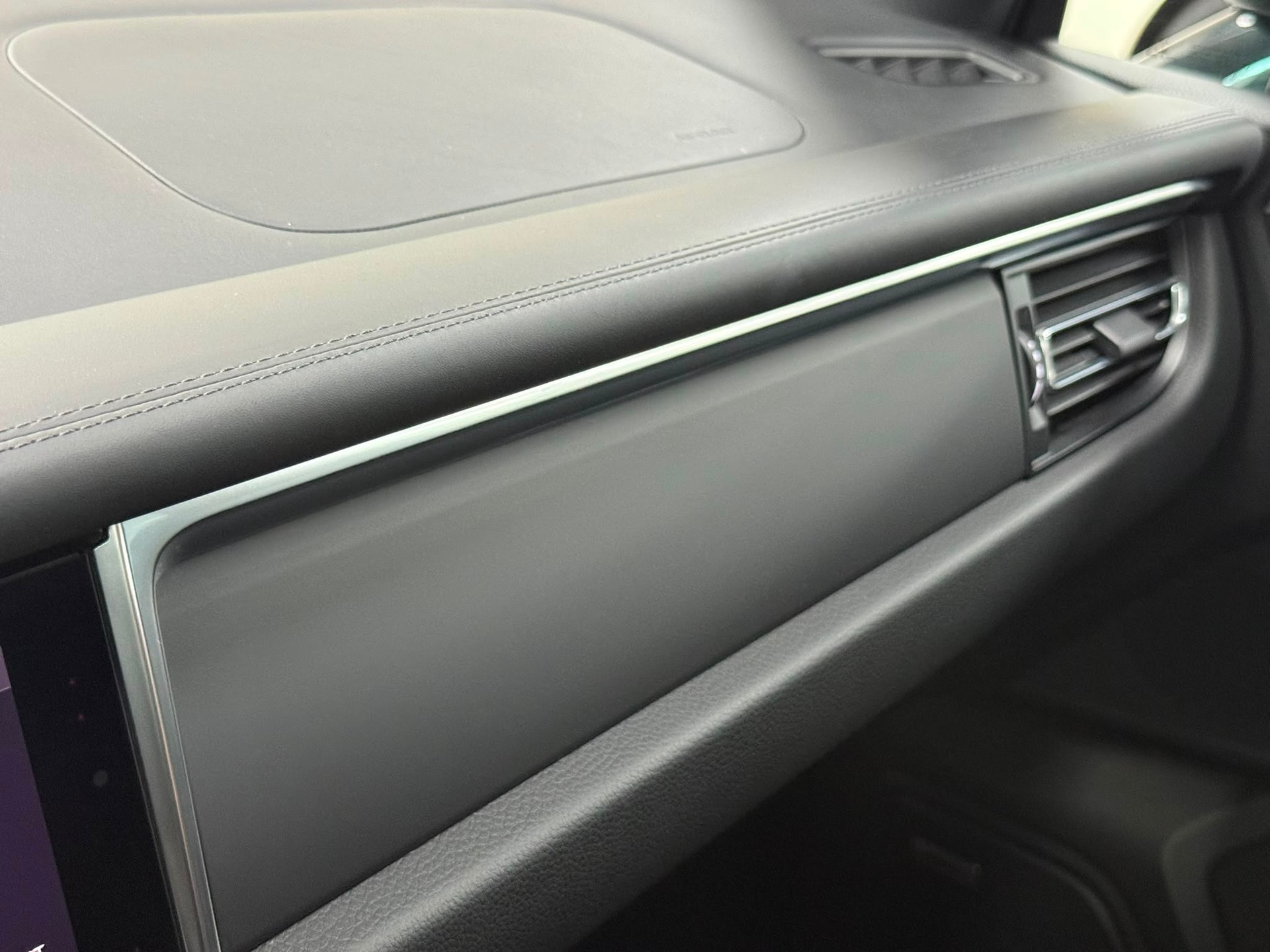 PORSCHE Macan PDK-image-25