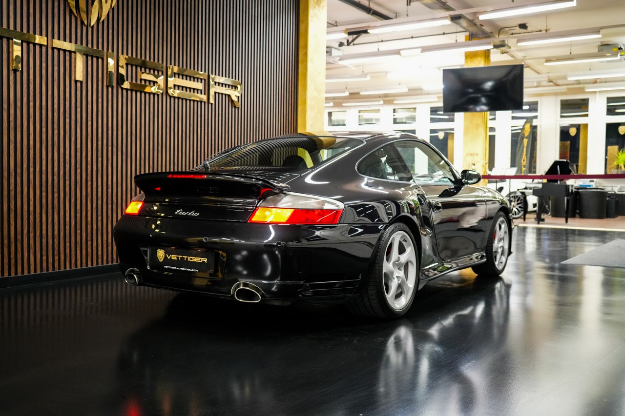 PORSCHE 911 Turbo-image-5