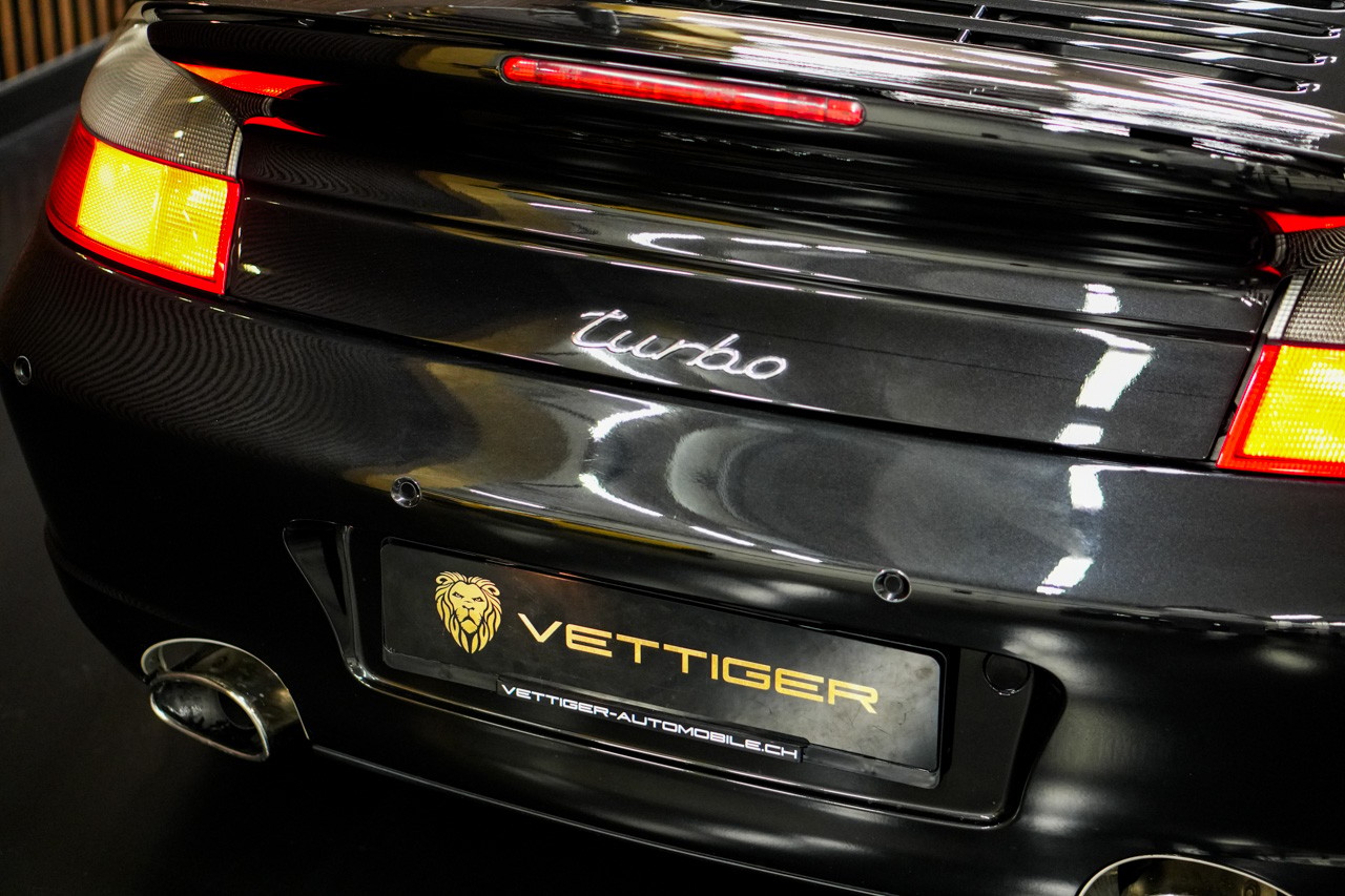 PORSCHE 911 Turbo-image-31