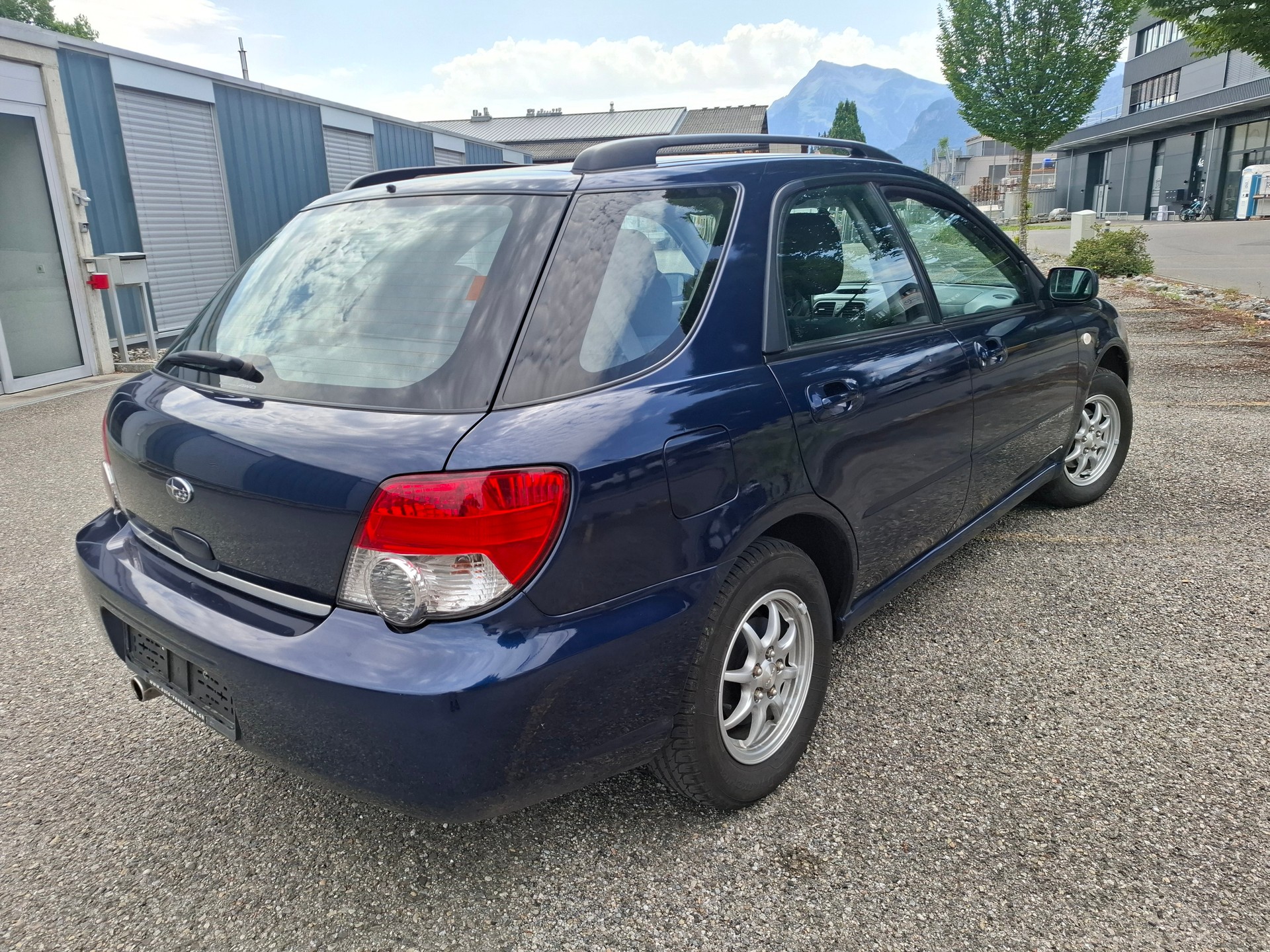 SUBARU Impreza 1.6 Sports-image-1