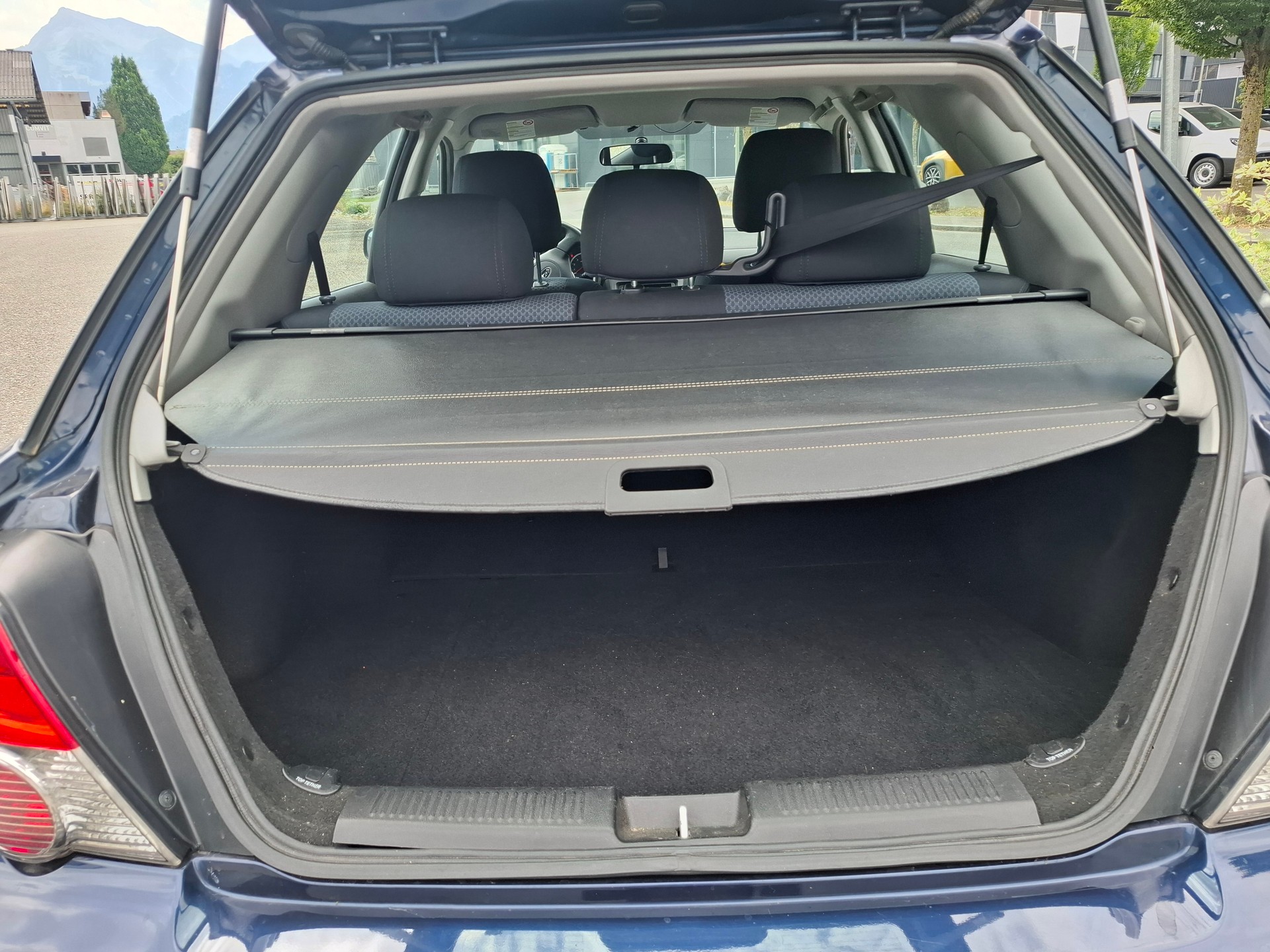 SUBARU Impreza 1.6 Sports-image-6
