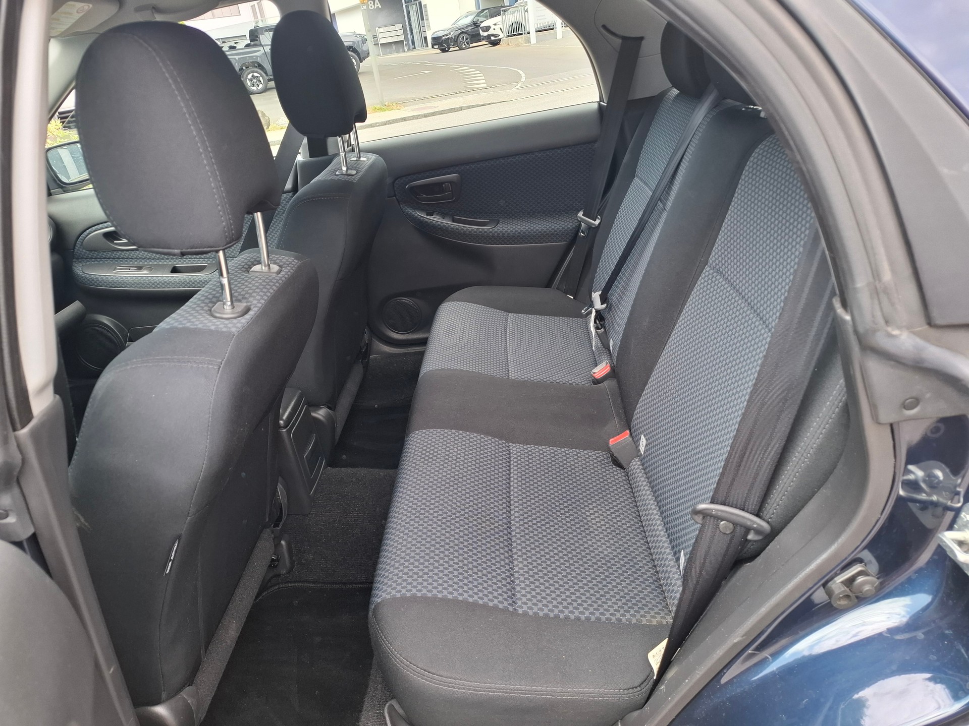 SUBARU Impreza 1.6 Sports-image-5