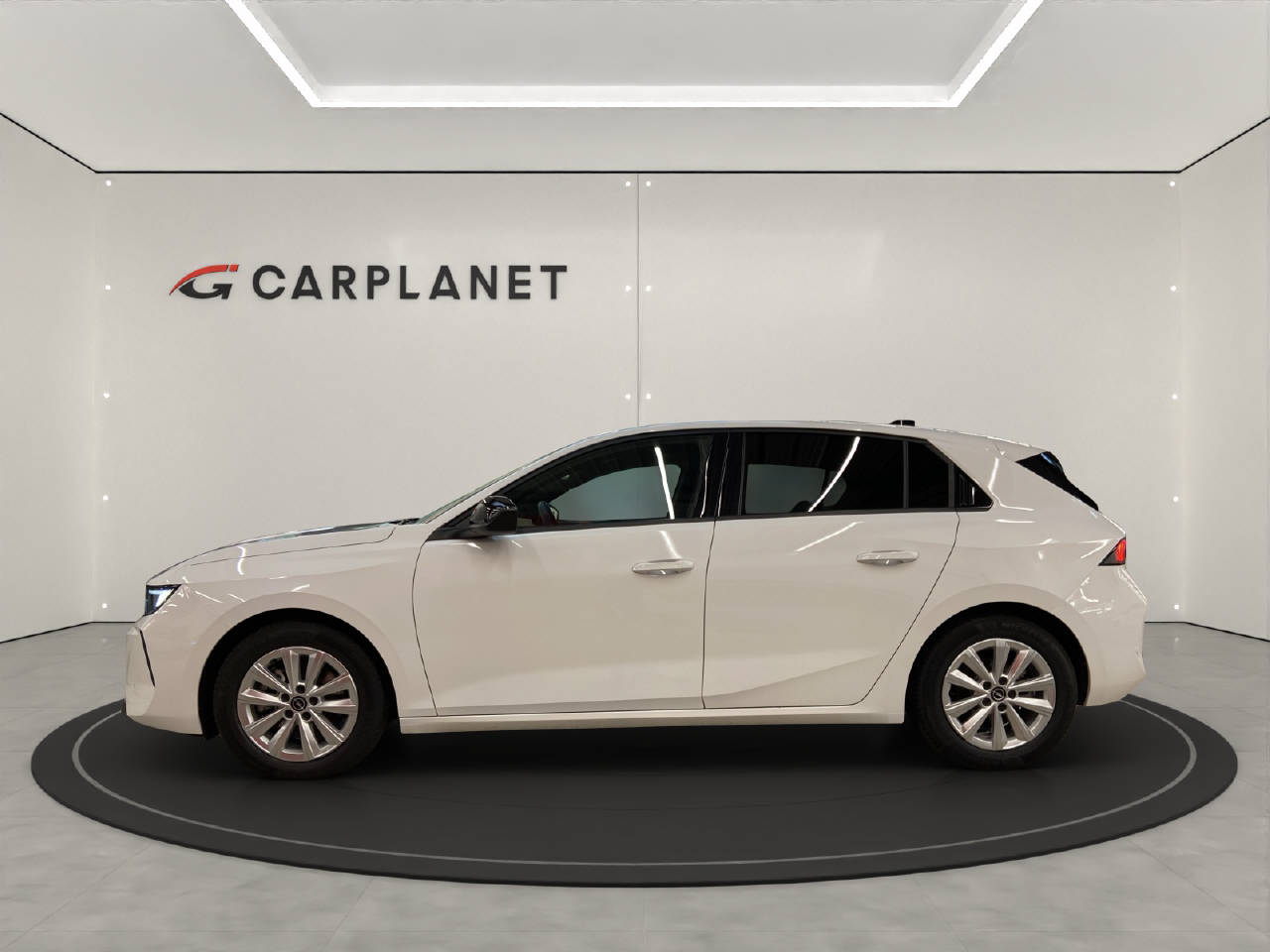 OPEL Astra 1.2 T Hybrid Edition-image-1
