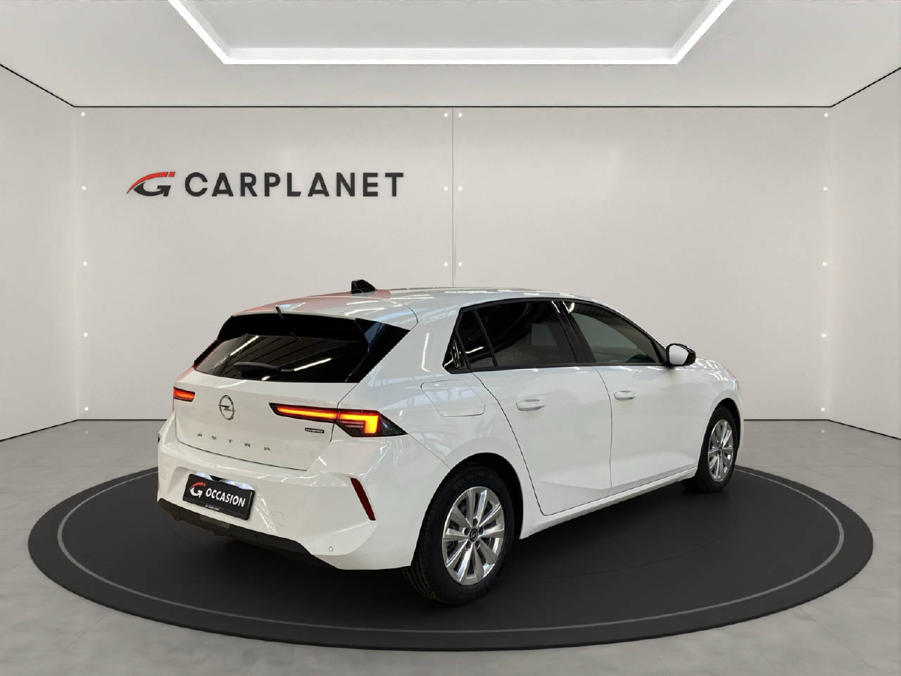 OPEL Astra 1.2 T Hybrid Edition-image-3