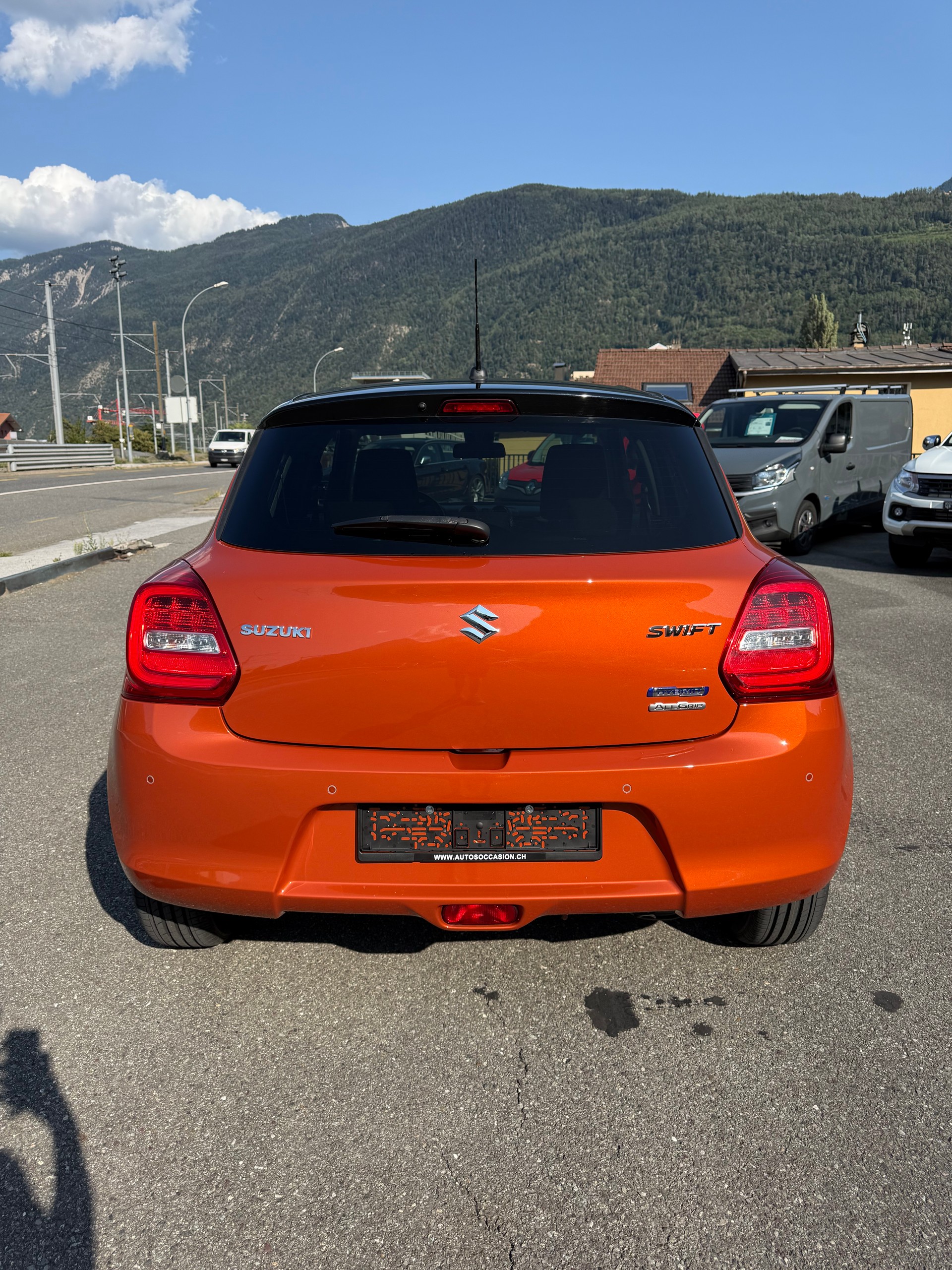 SUZUKI Swift 1.2 Compact Top 4x4 Hybrid-image-7