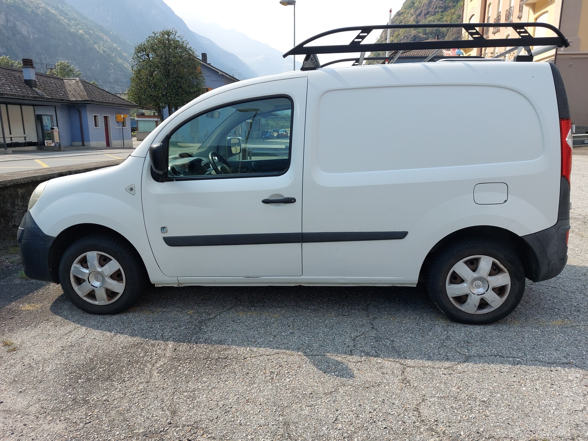 RENAULT Z.E.-image-2