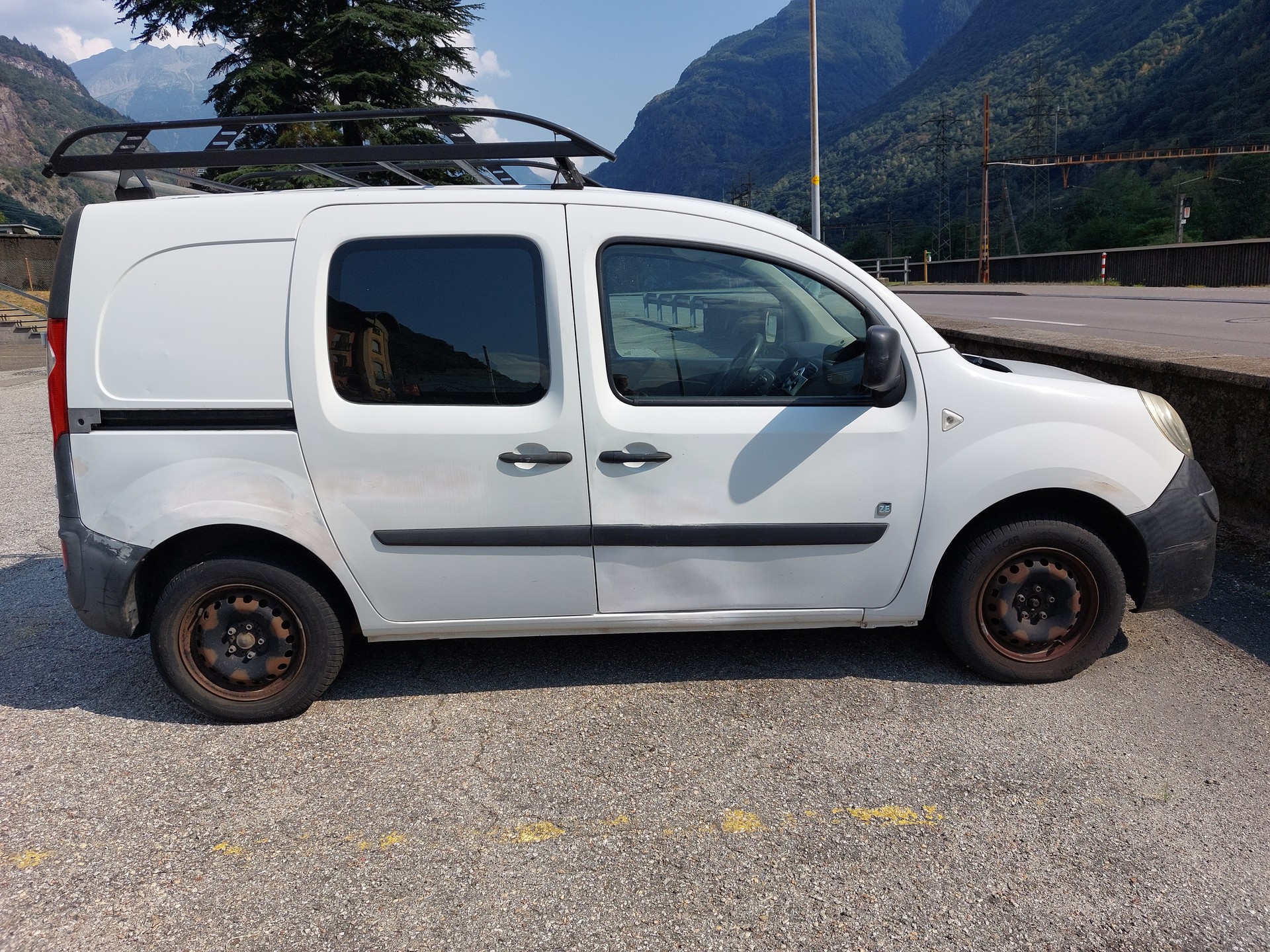 RENAULT Z.E.-image-1