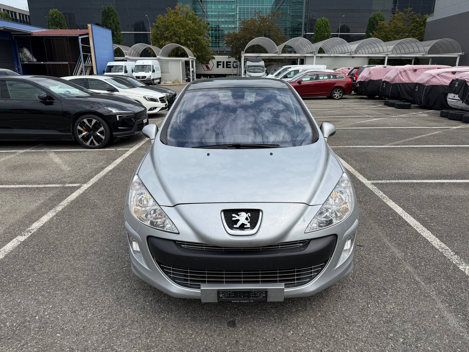 PEUGEOT 308 1.6 16V T Sport Pack Automatic-image-0