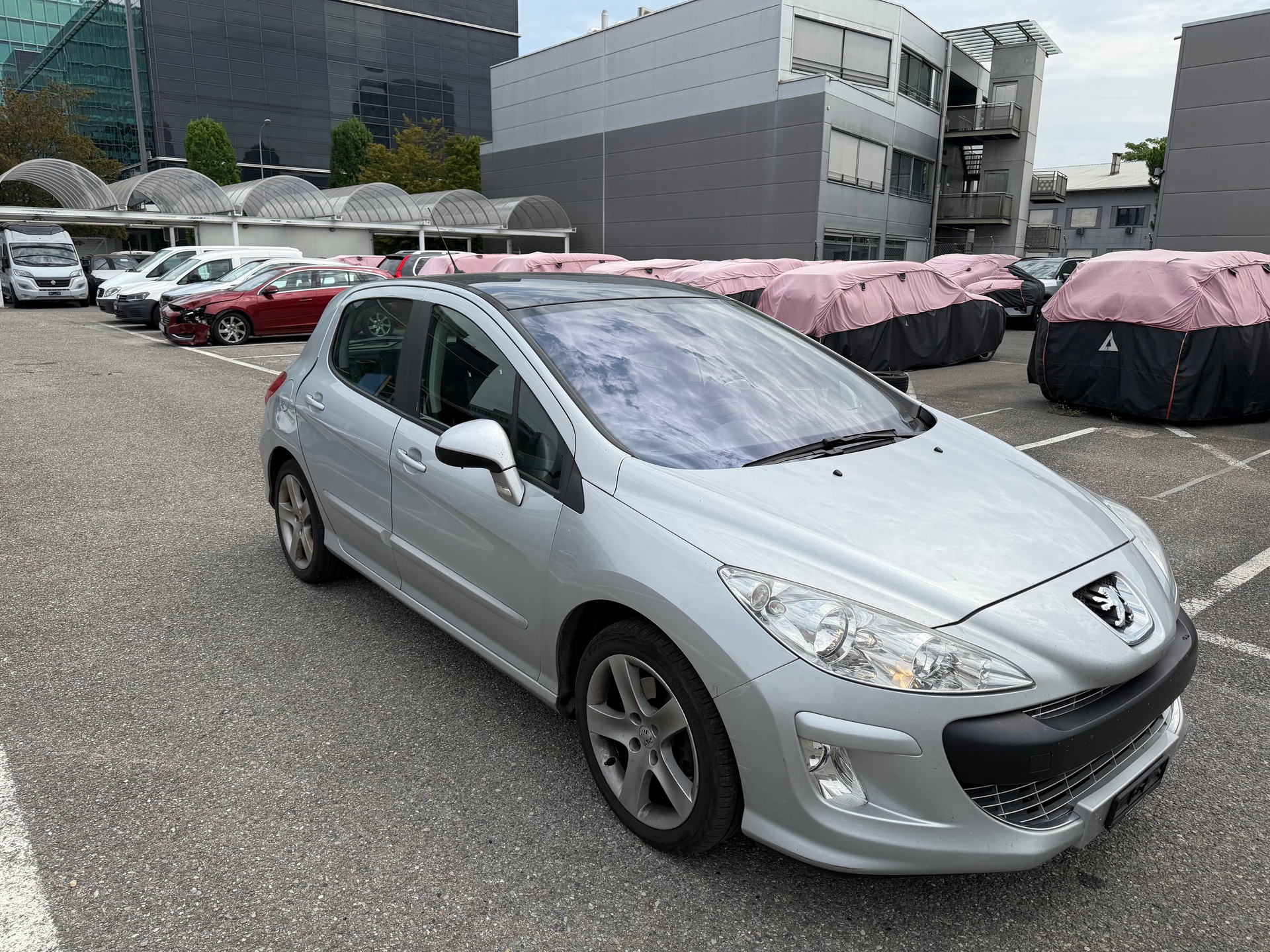 PEUGEOT 308 1.6 16V T Sport Pack Automatic-image-1