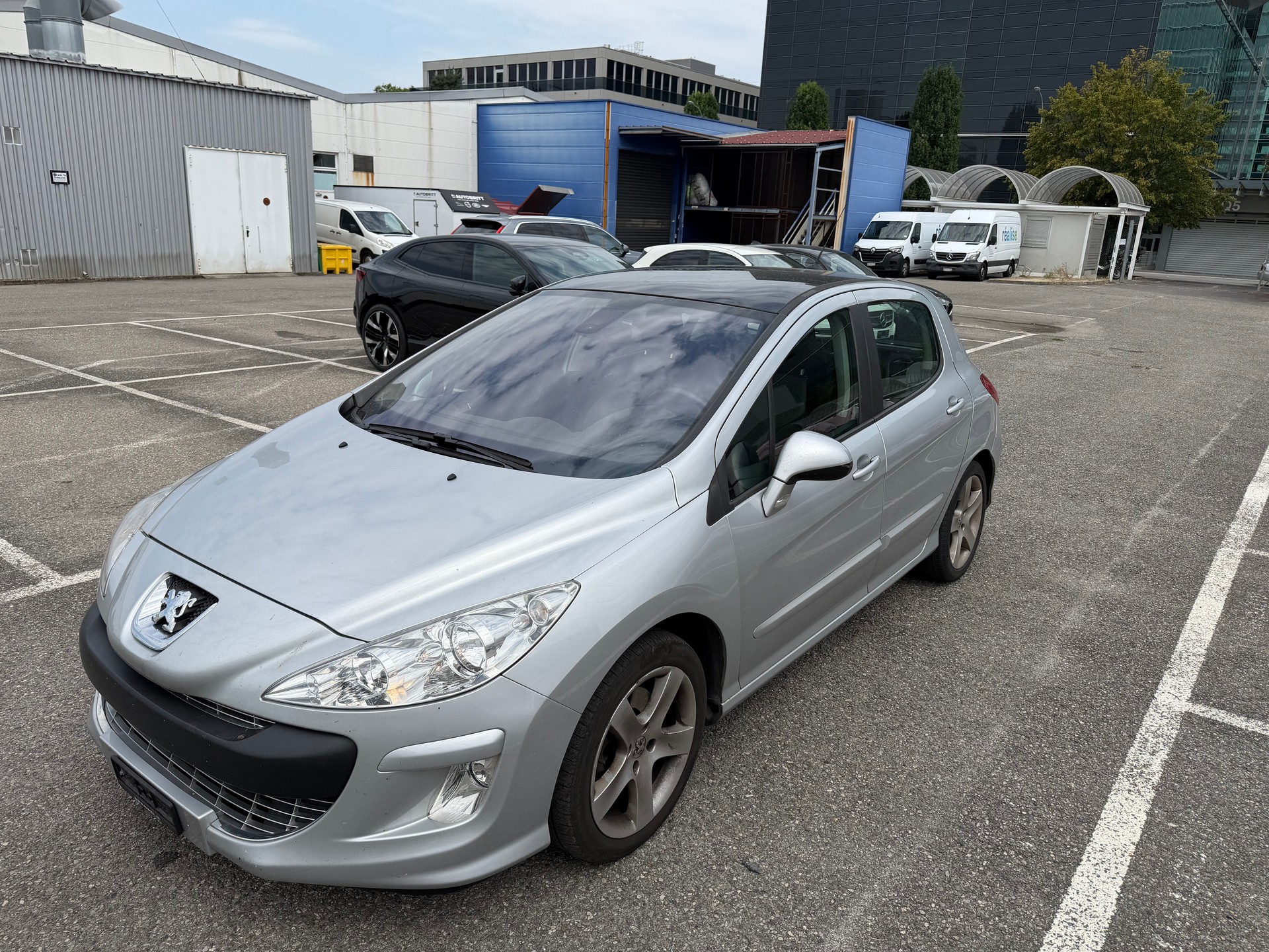 PEUGEOT 308 1.6 16V T Sport Pack Automatic-image-2